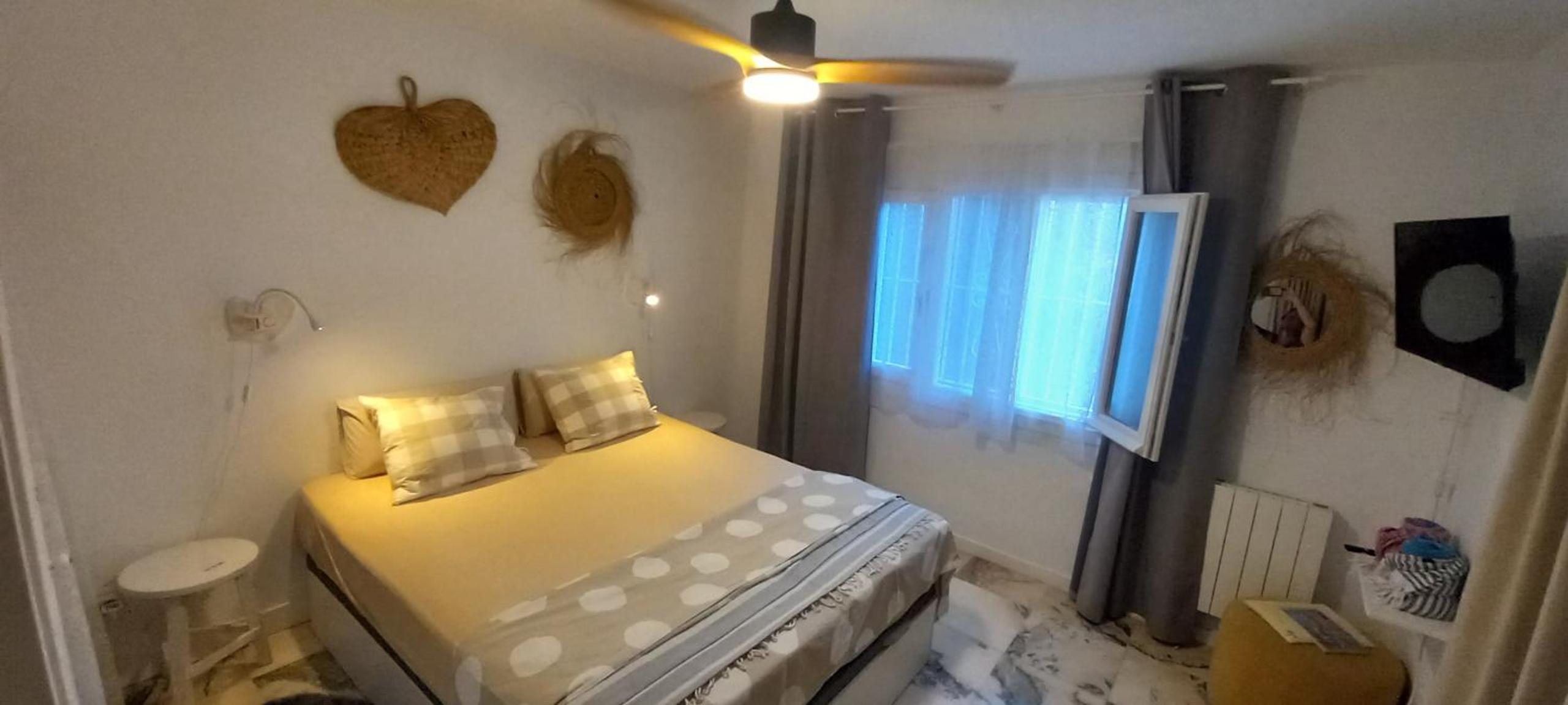 Habitación Doble con Baño Privado