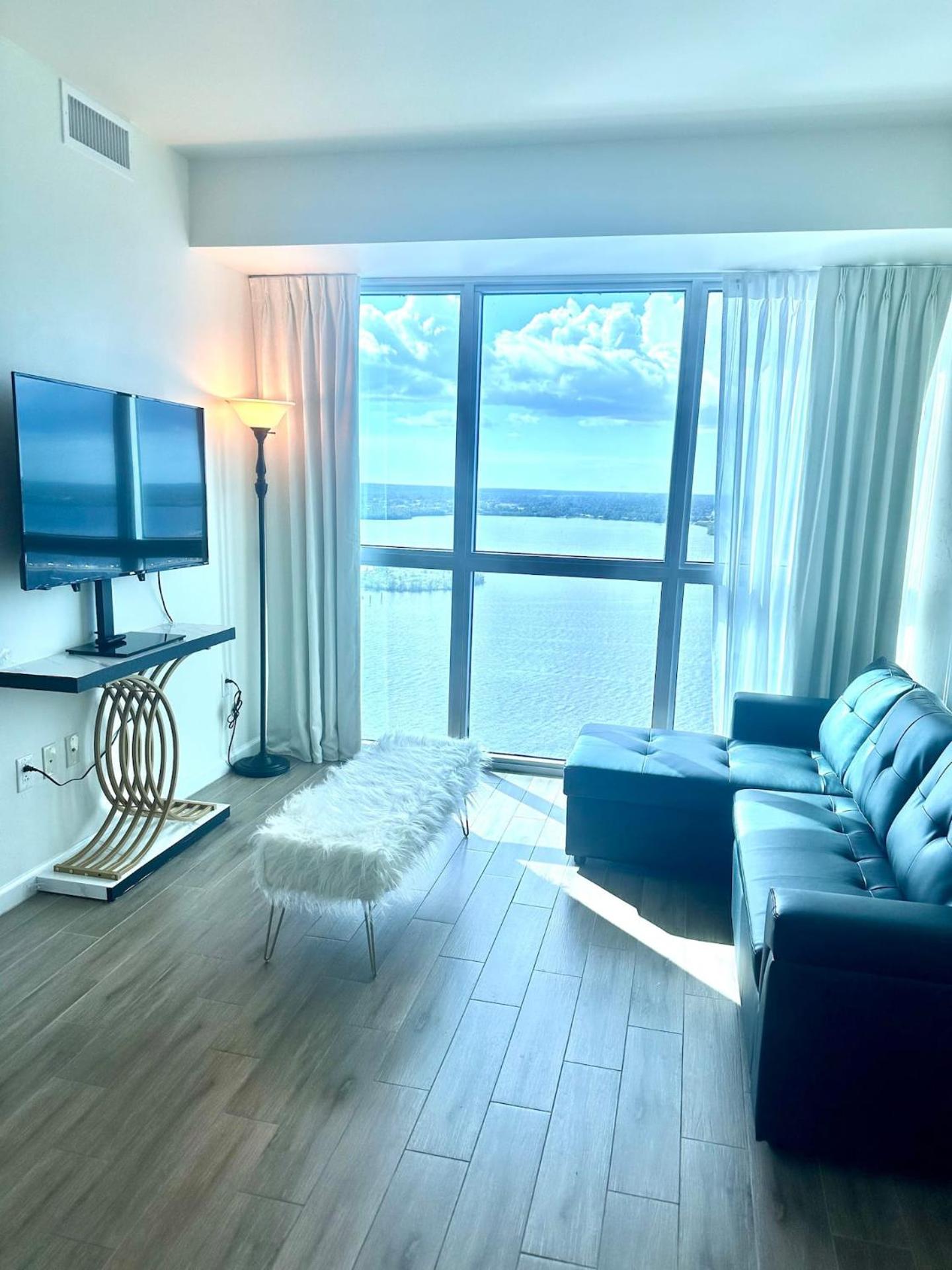 Apartment with Sea View photo 3
