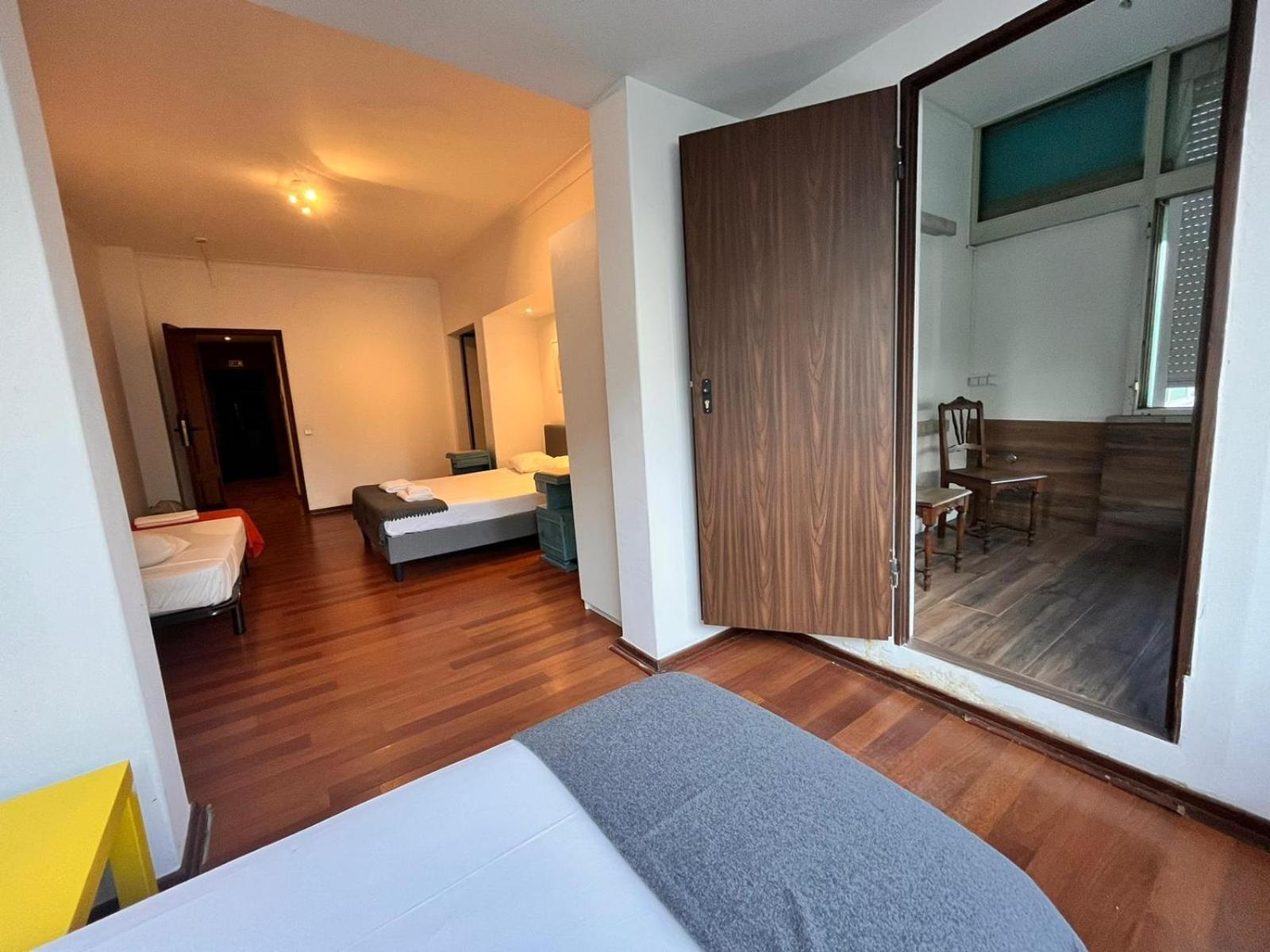 Double Room with Balcony photo 3
