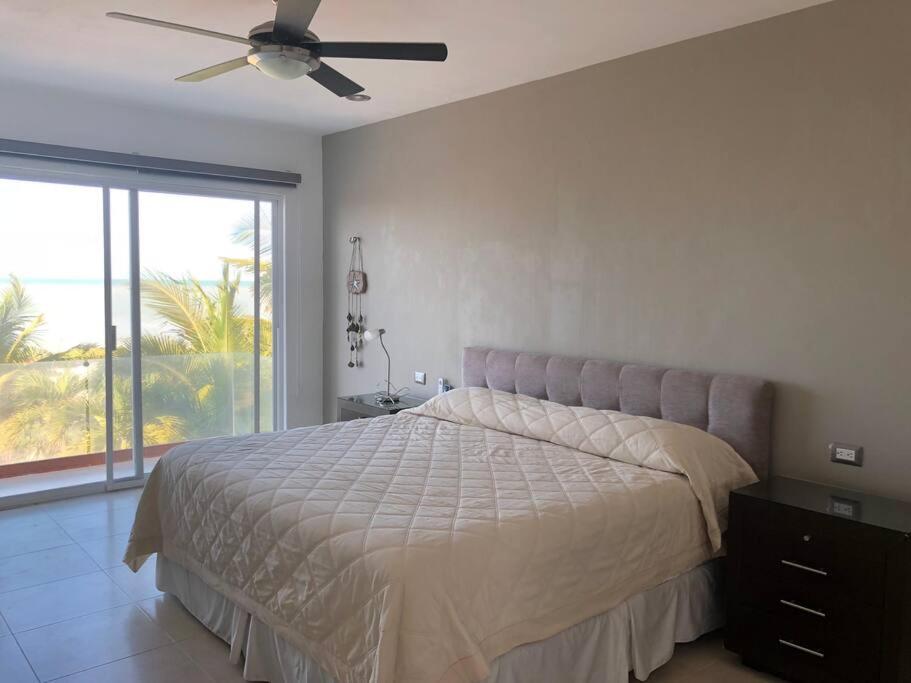 Four-Bedroom House photo 1