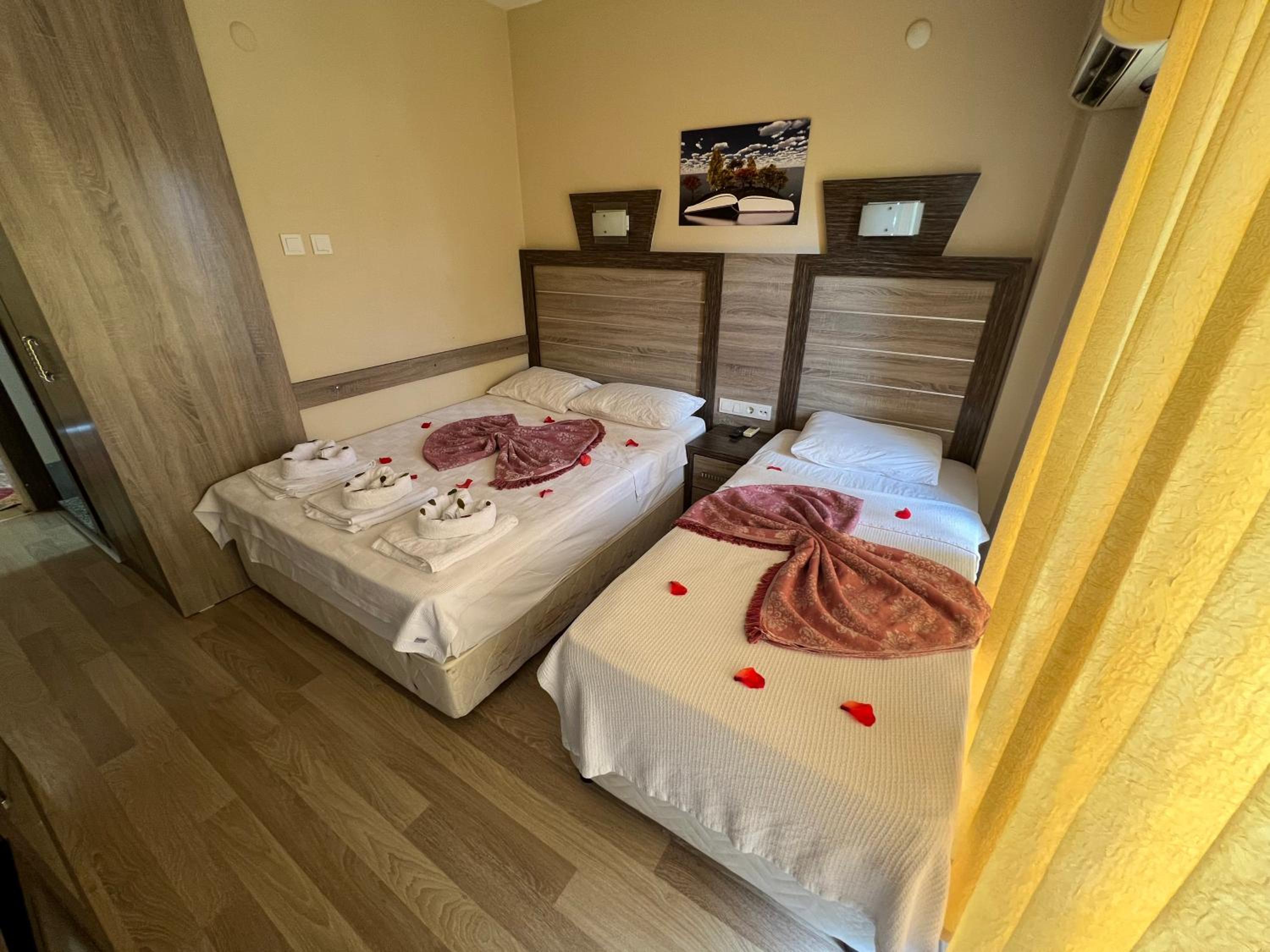 Double Or Twin Room - Photo 24
