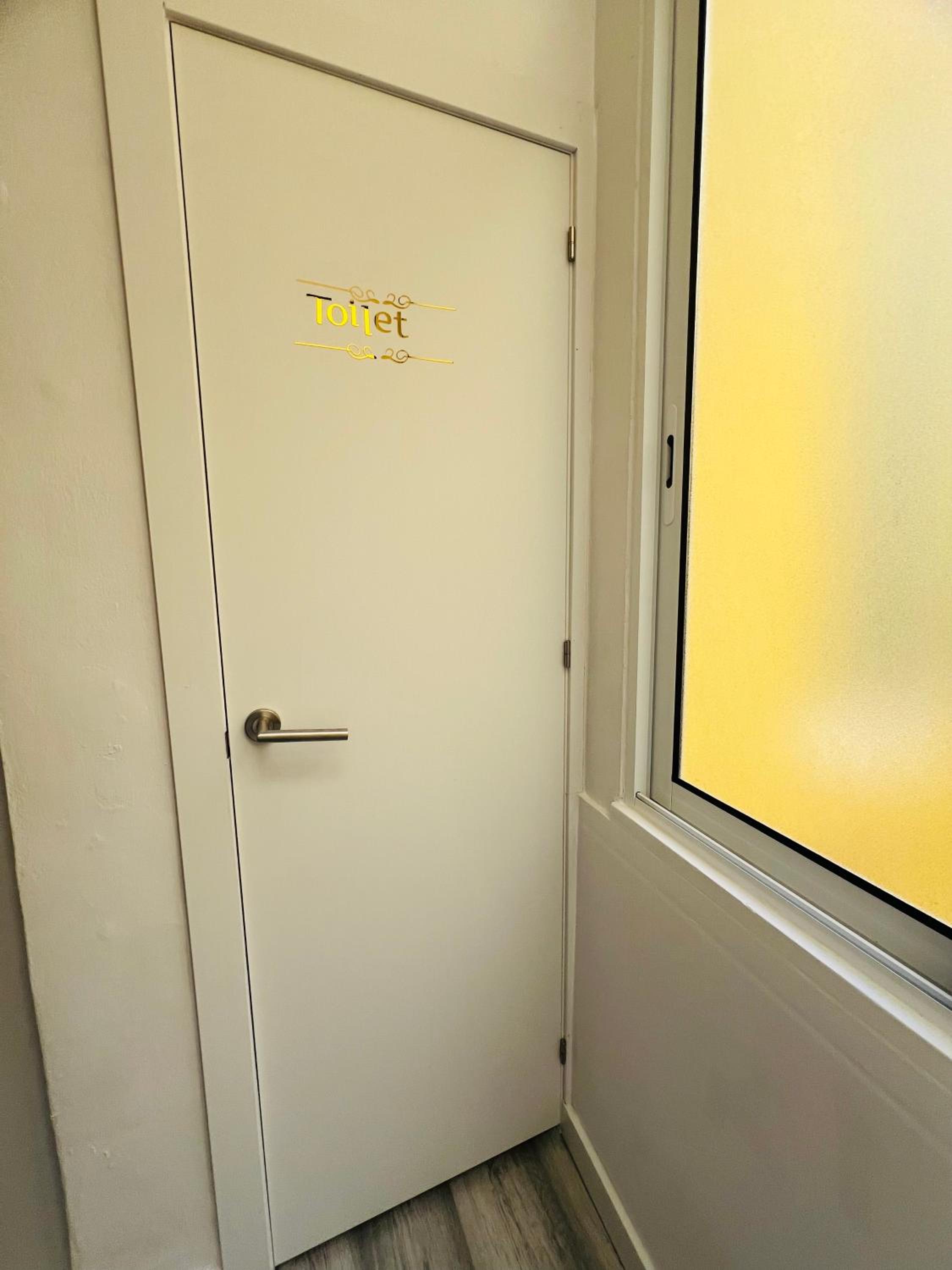 Double Room with Private Bathroom photo 2