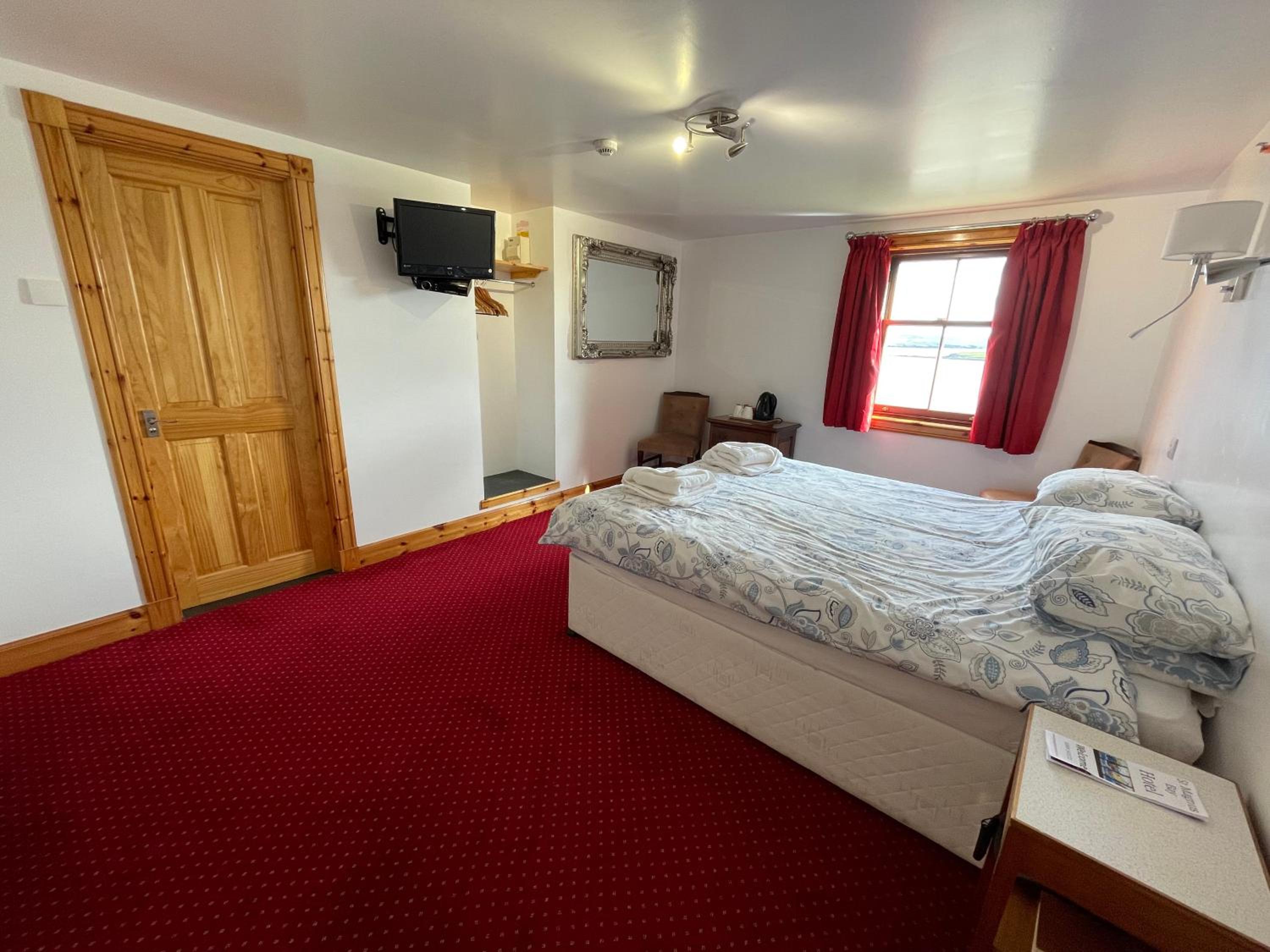 Deluxe Double or Twin Room with Sea View