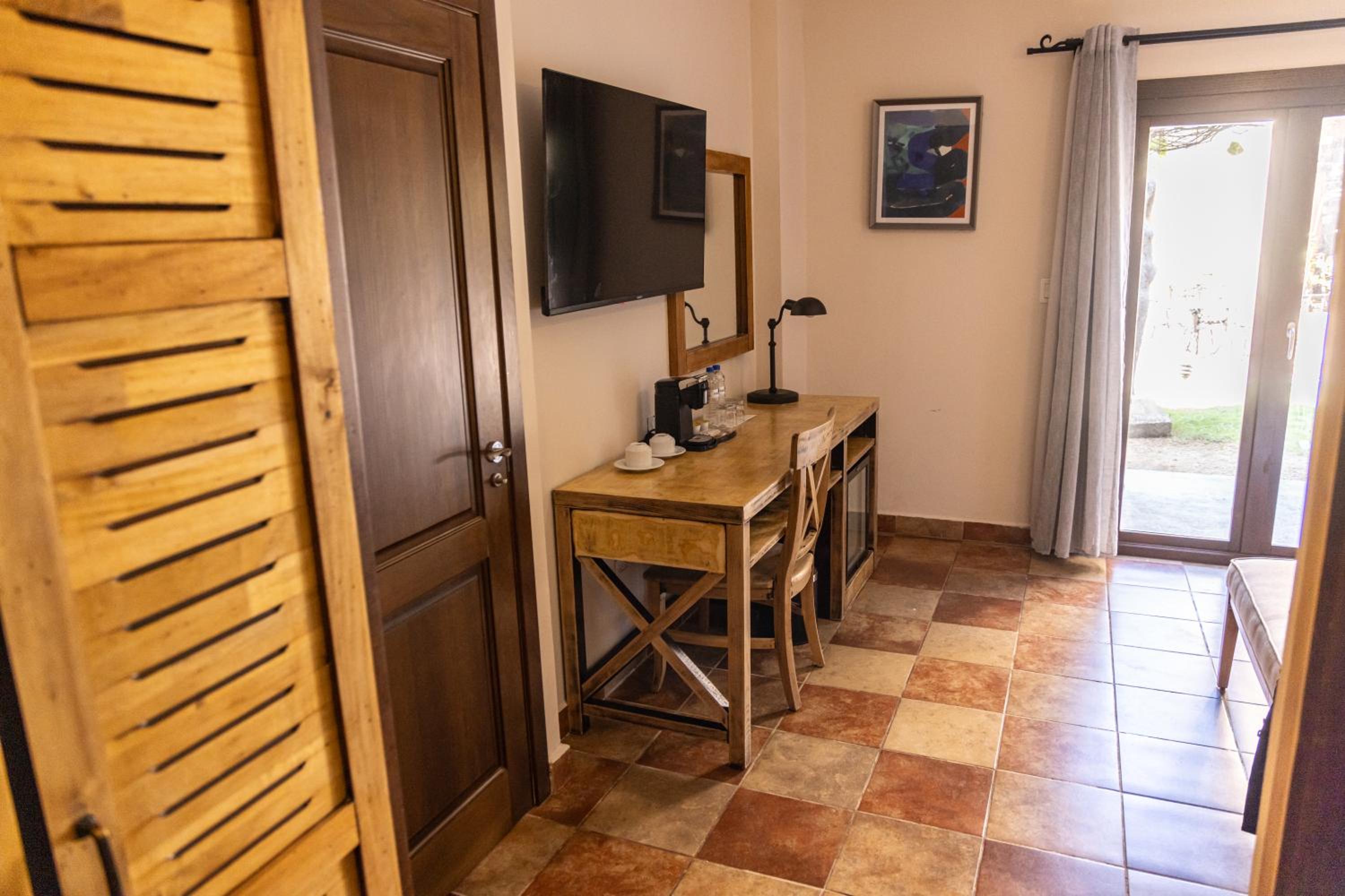 Deluxe Queen Room photo 3