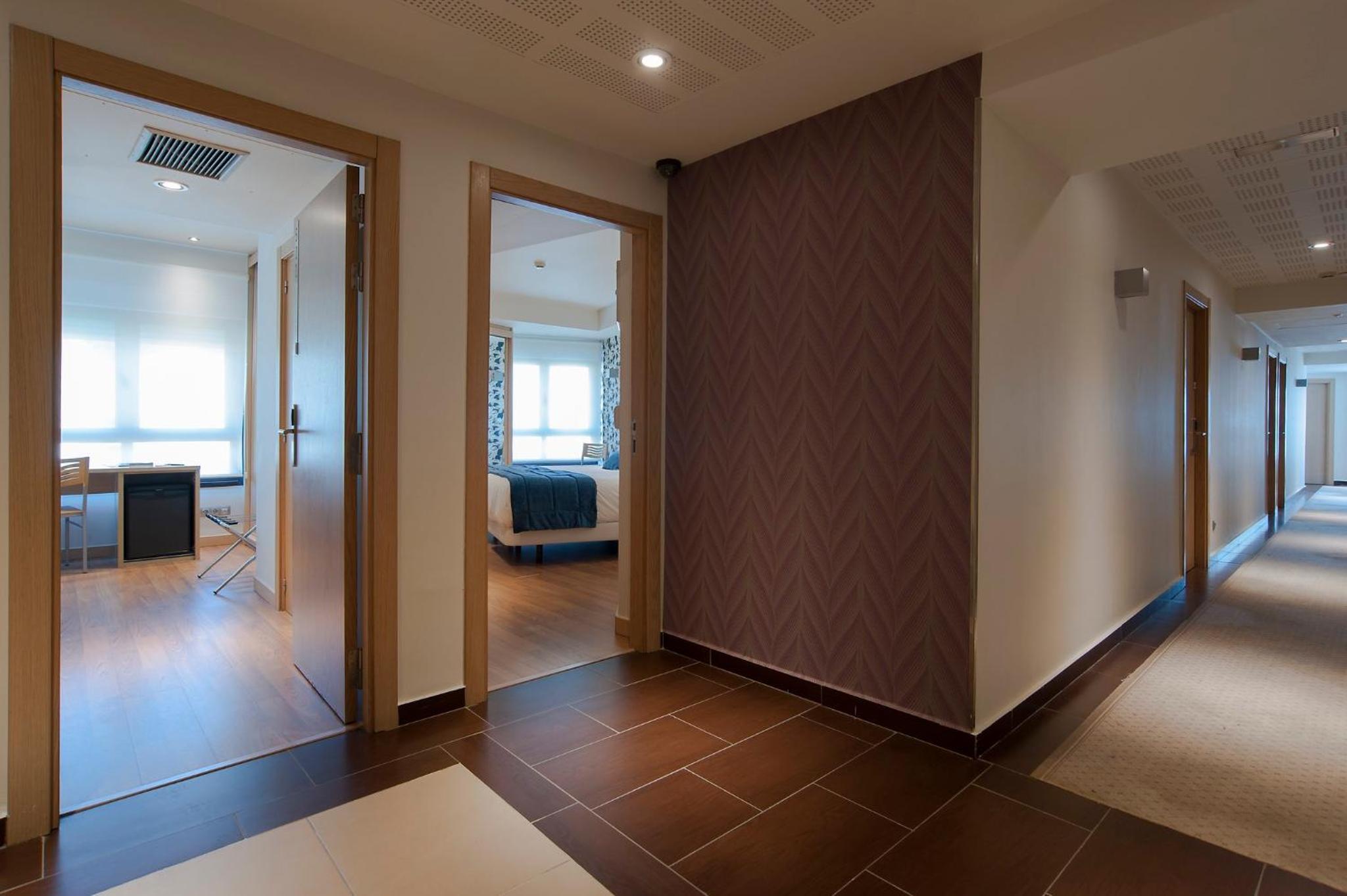 Double Room - Photo 2