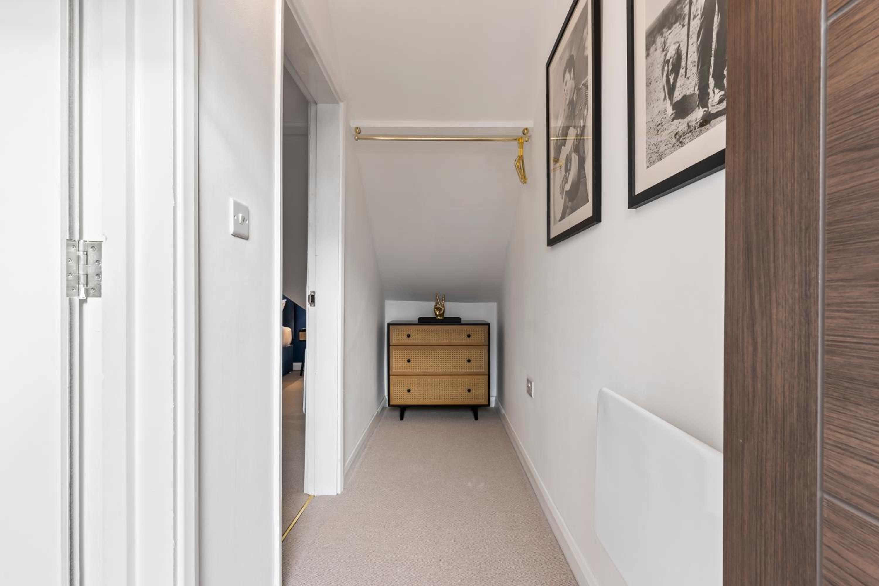 Penthouse Apartment - Photo 11