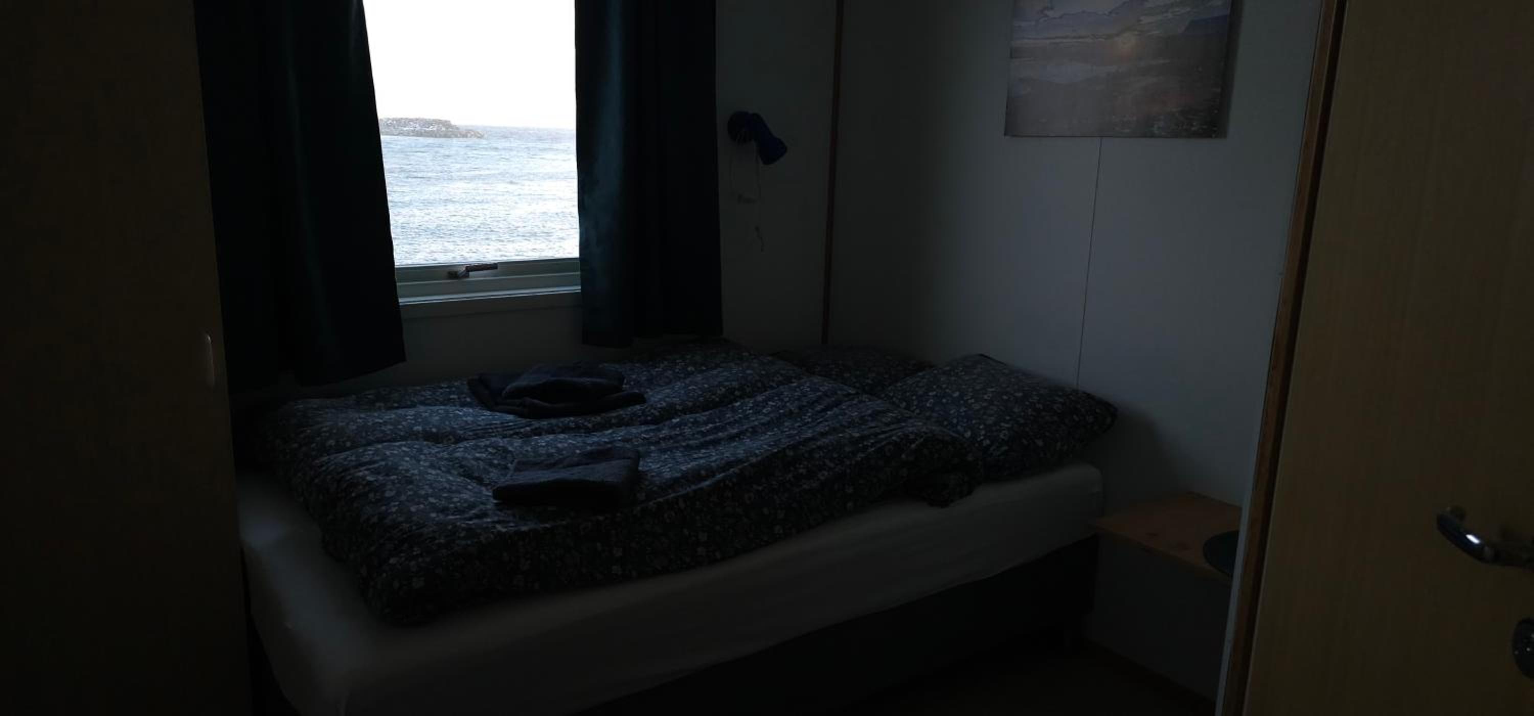 Small Twin Room photo 1
