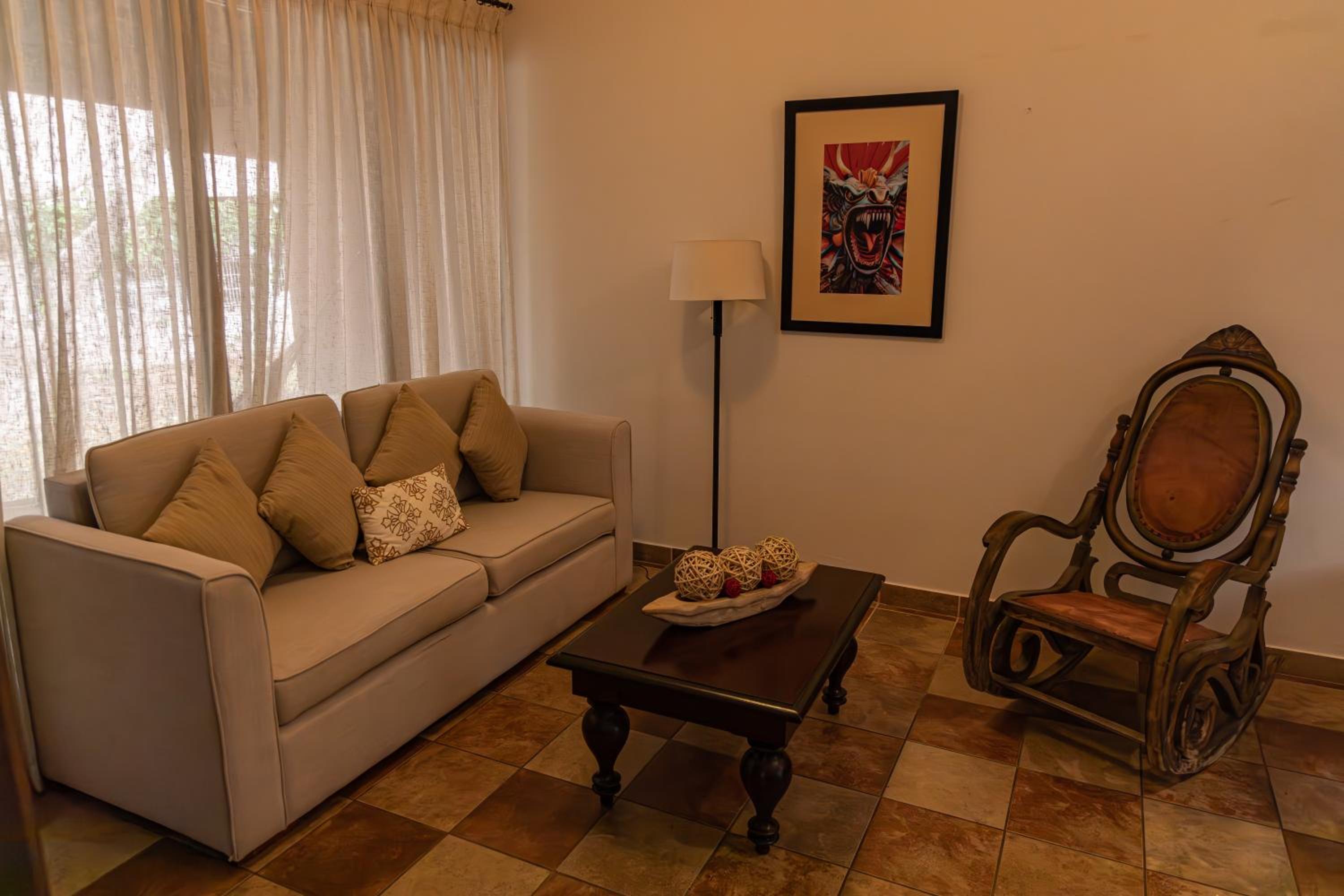 Deluxe Suite