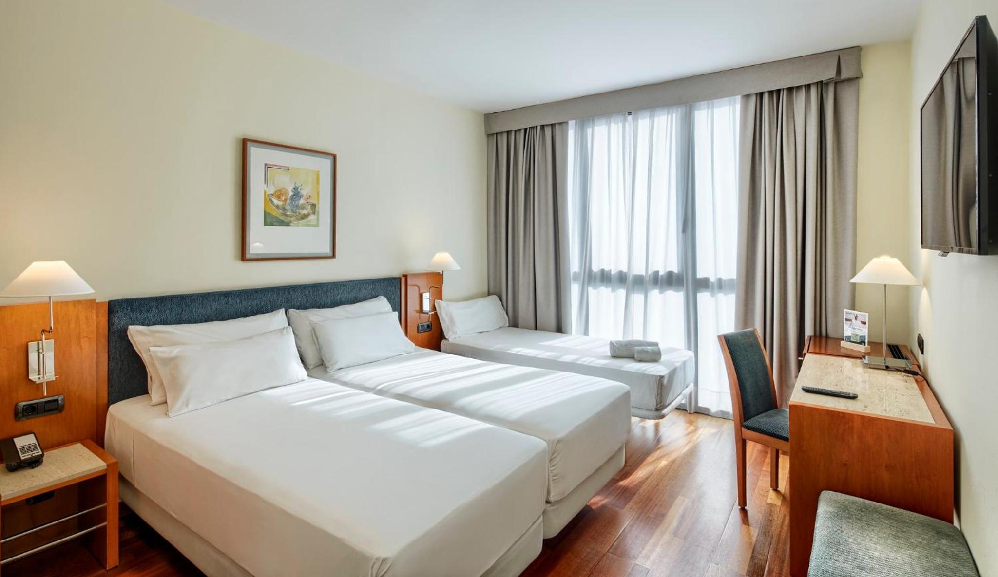 Double Room with Extra Bed - Photo 2