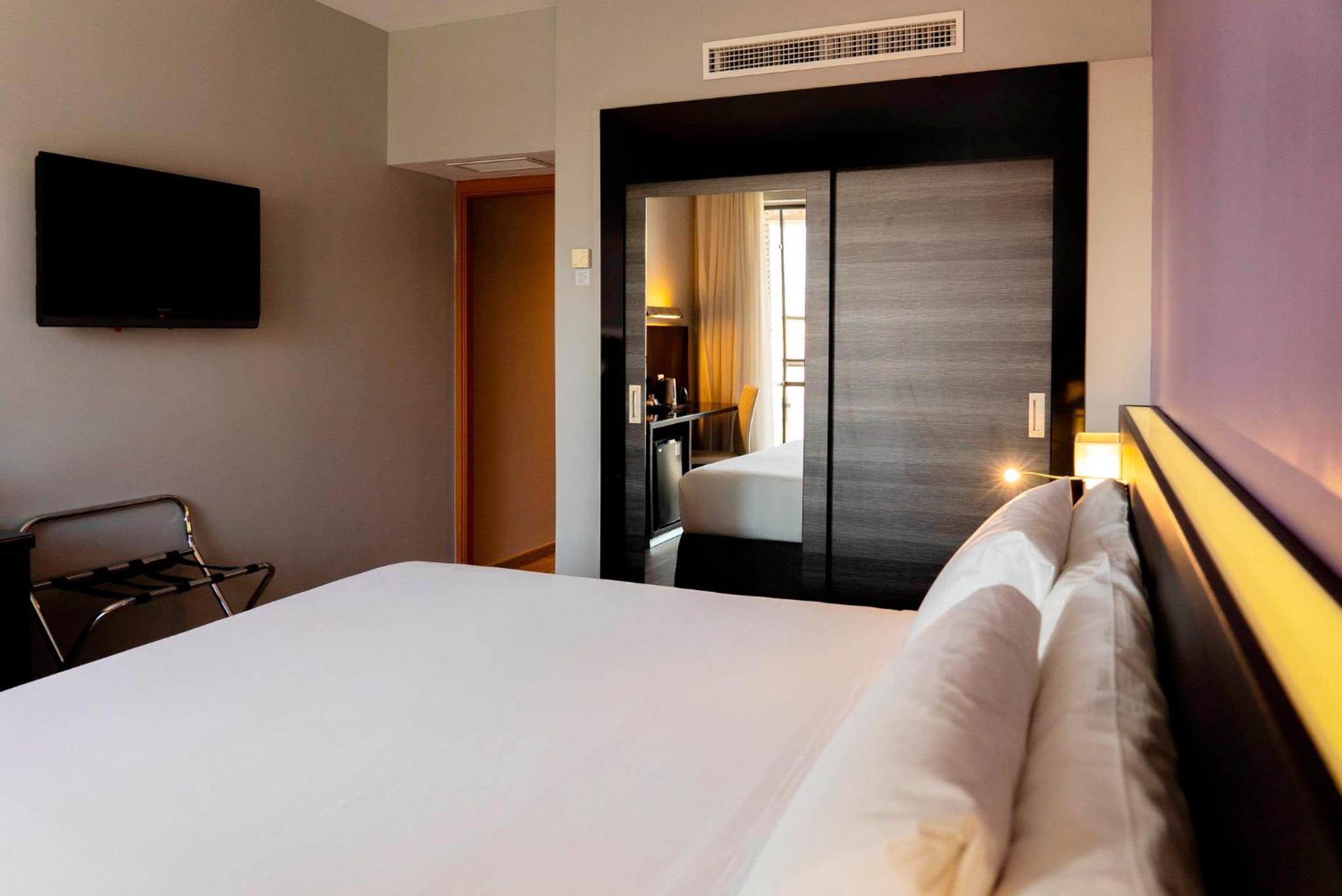 Superior Twin Room with terrace - Photo 5