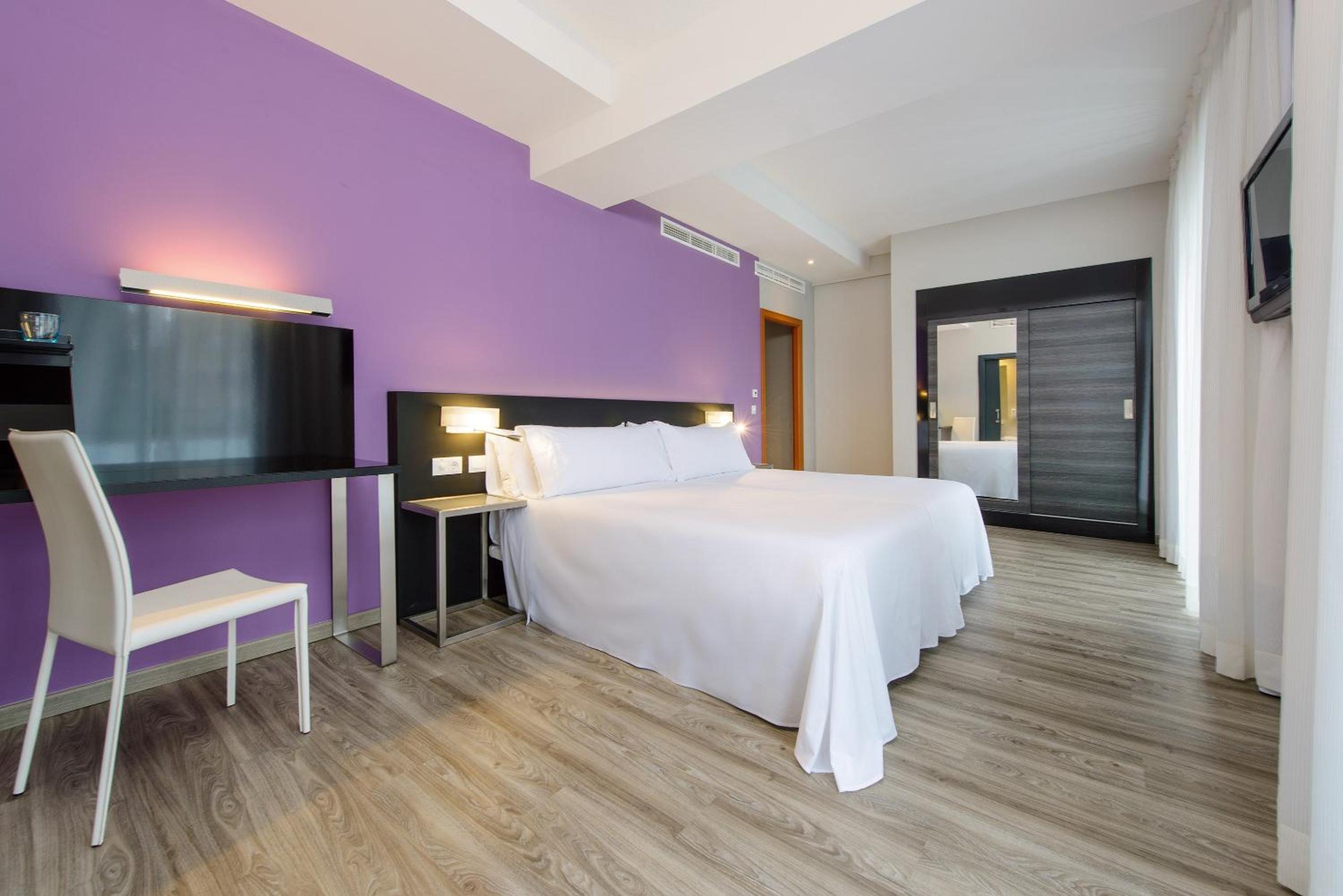 Superior Queen Room - Photo 9