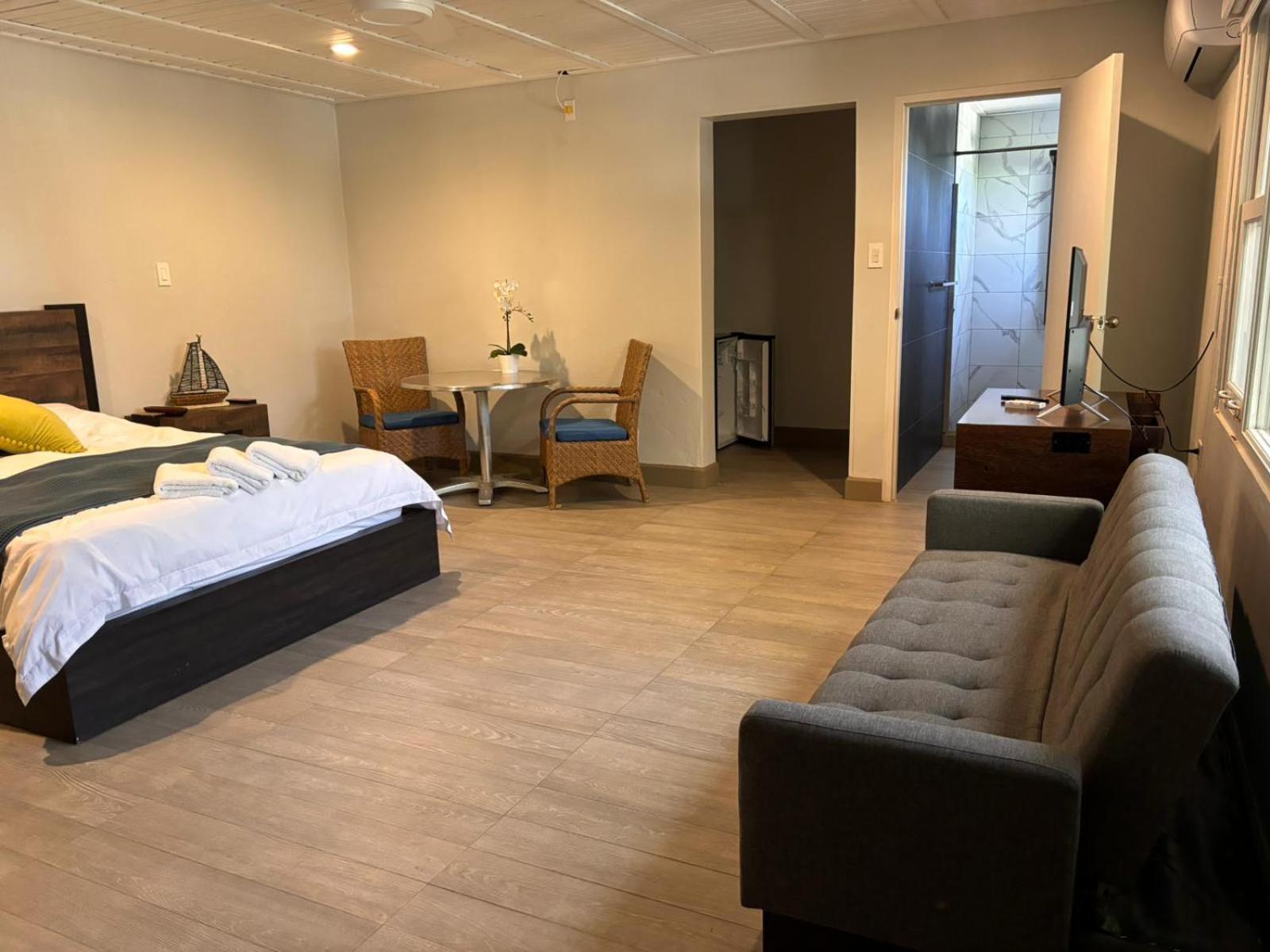 Luxury Triple Room