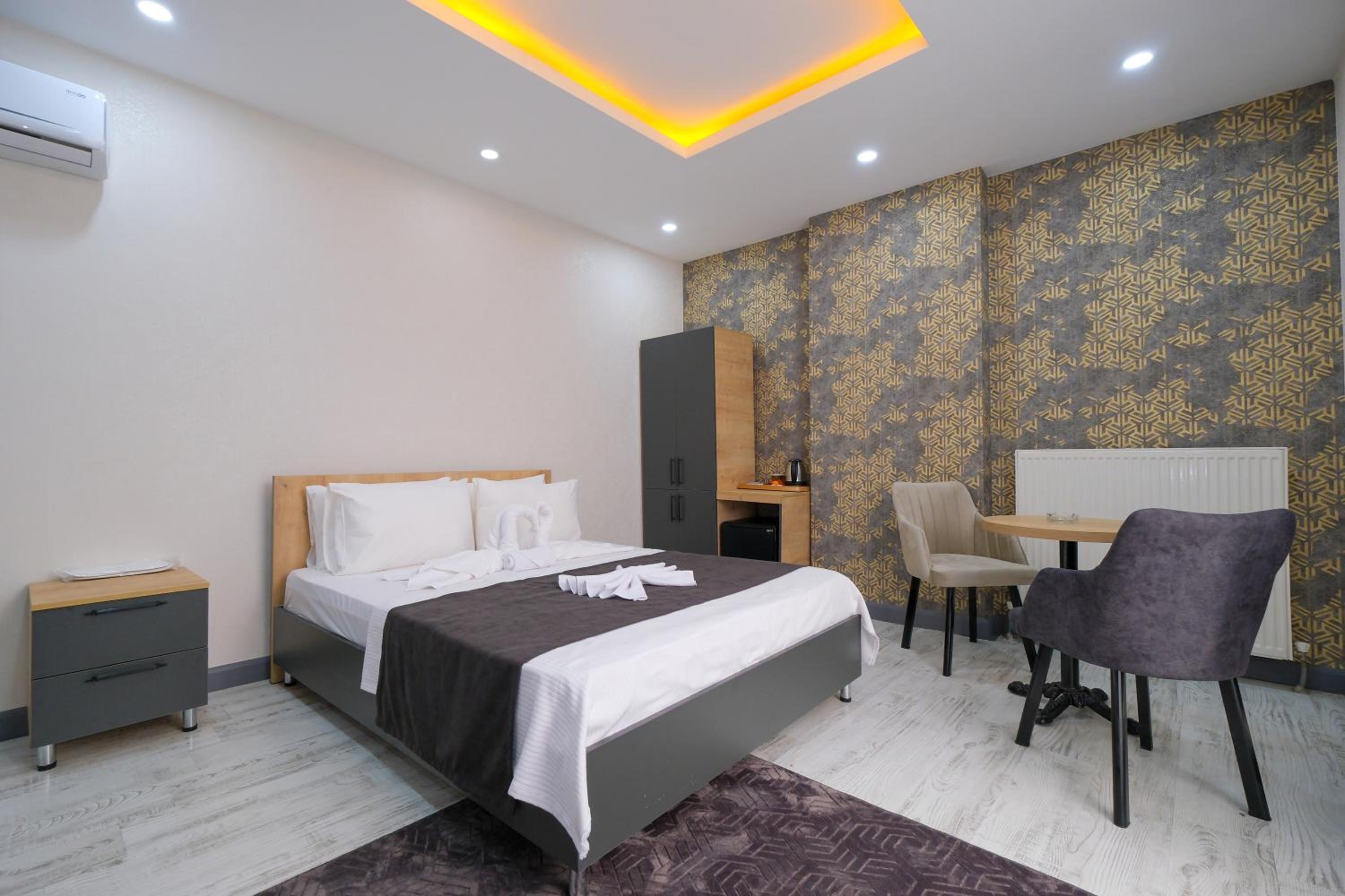 Deluxe Double Room photo 2