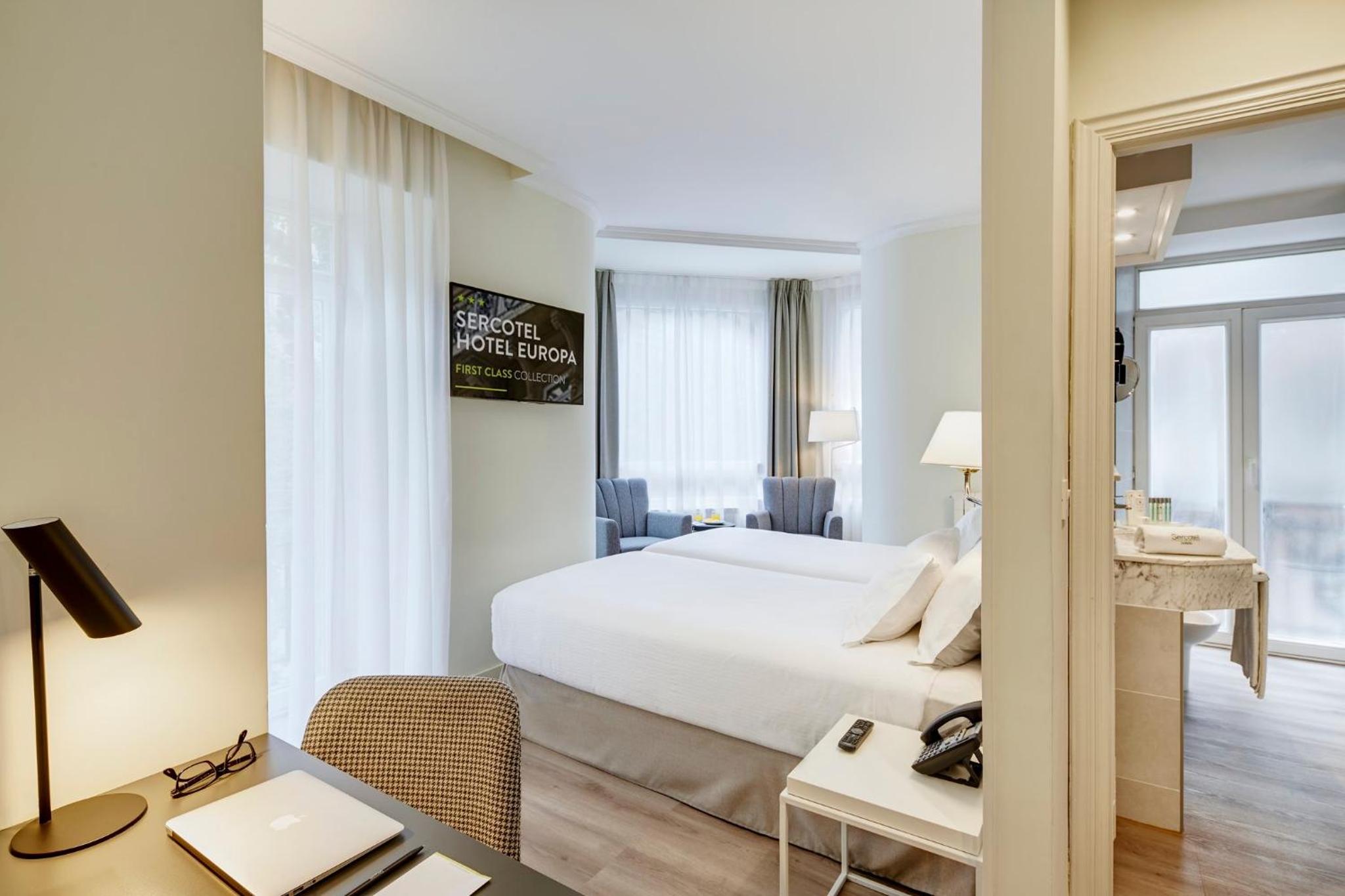 Superior Double Room - Photo 3