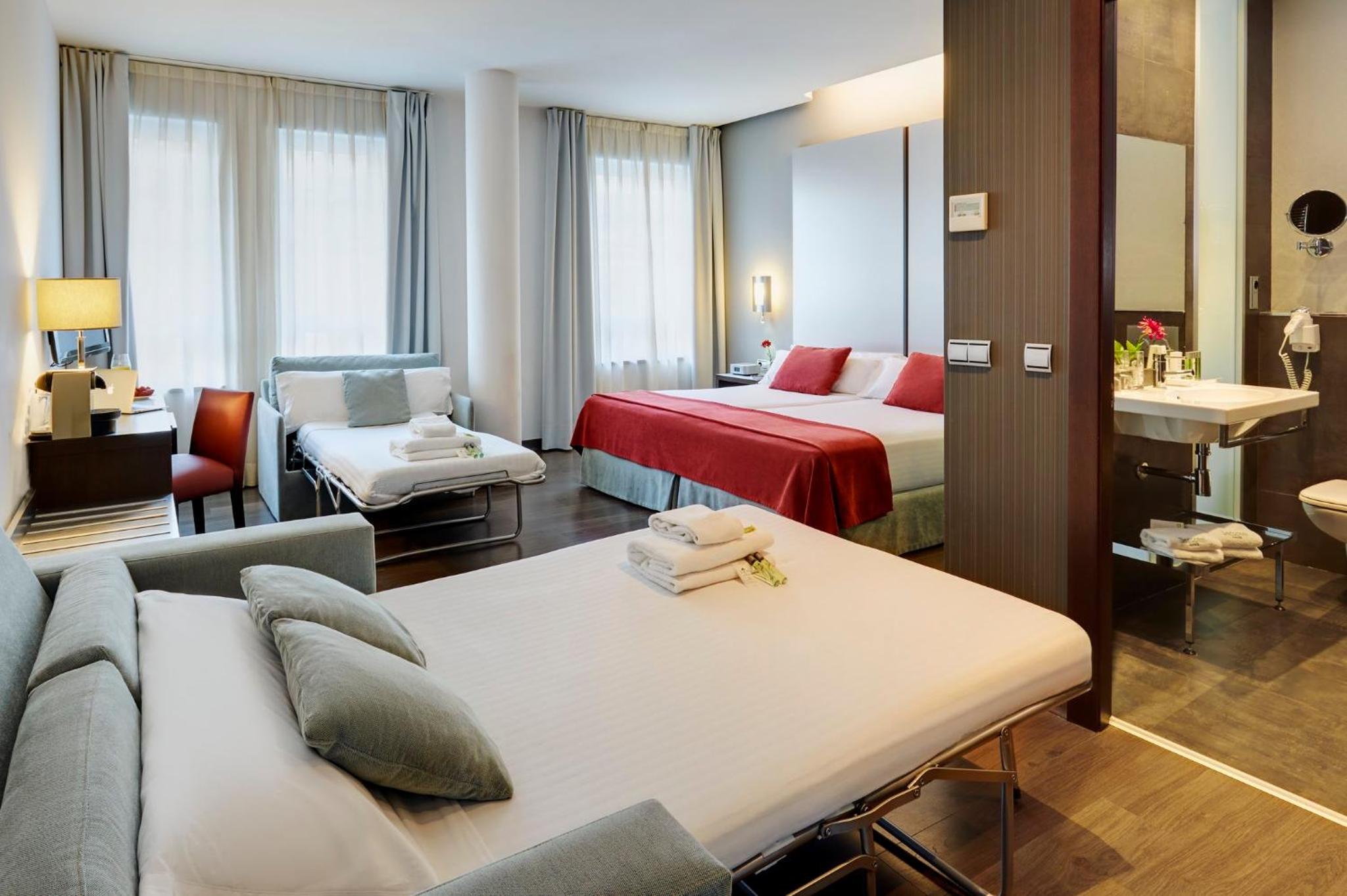 Superior Double or Twin Room - Photo 5