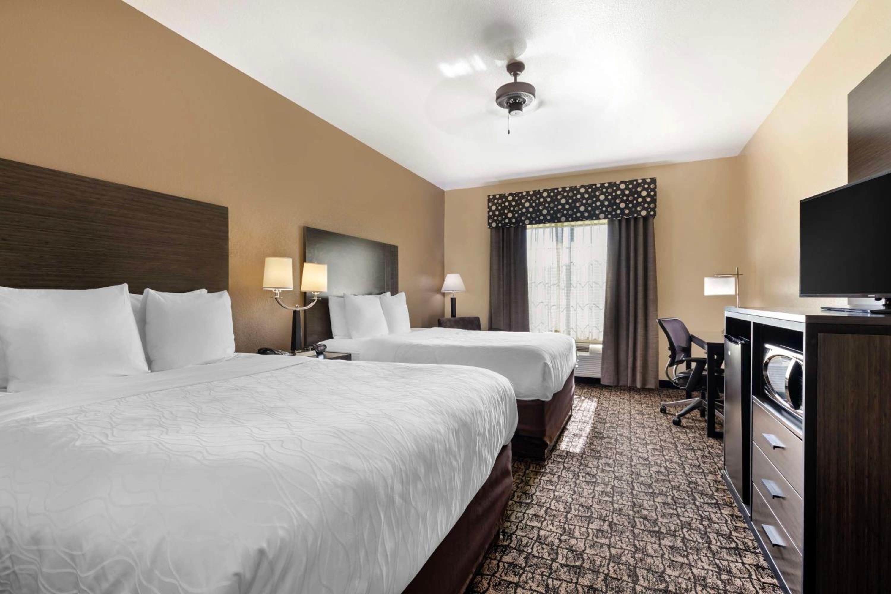 Queen Room with Two Queen Beds and Communication Assistance