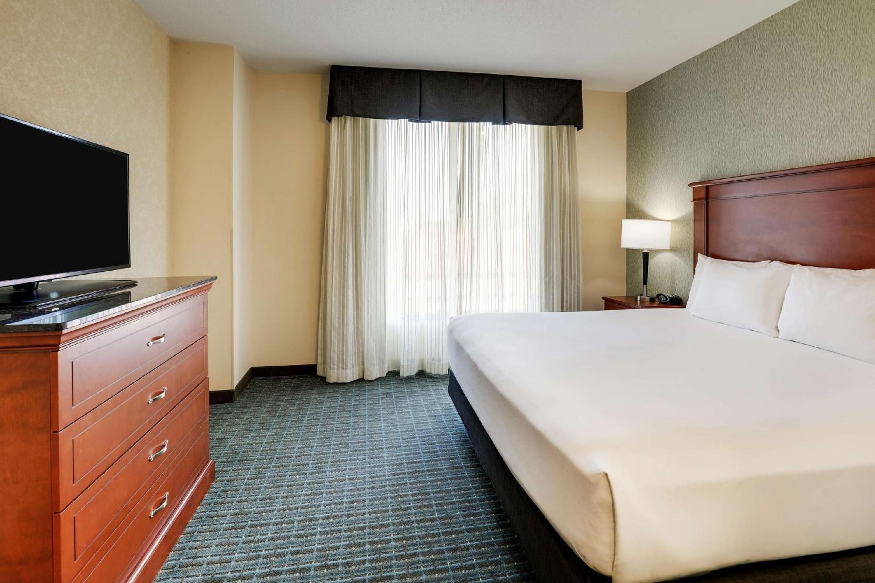 Superior King Suite - Photo 4