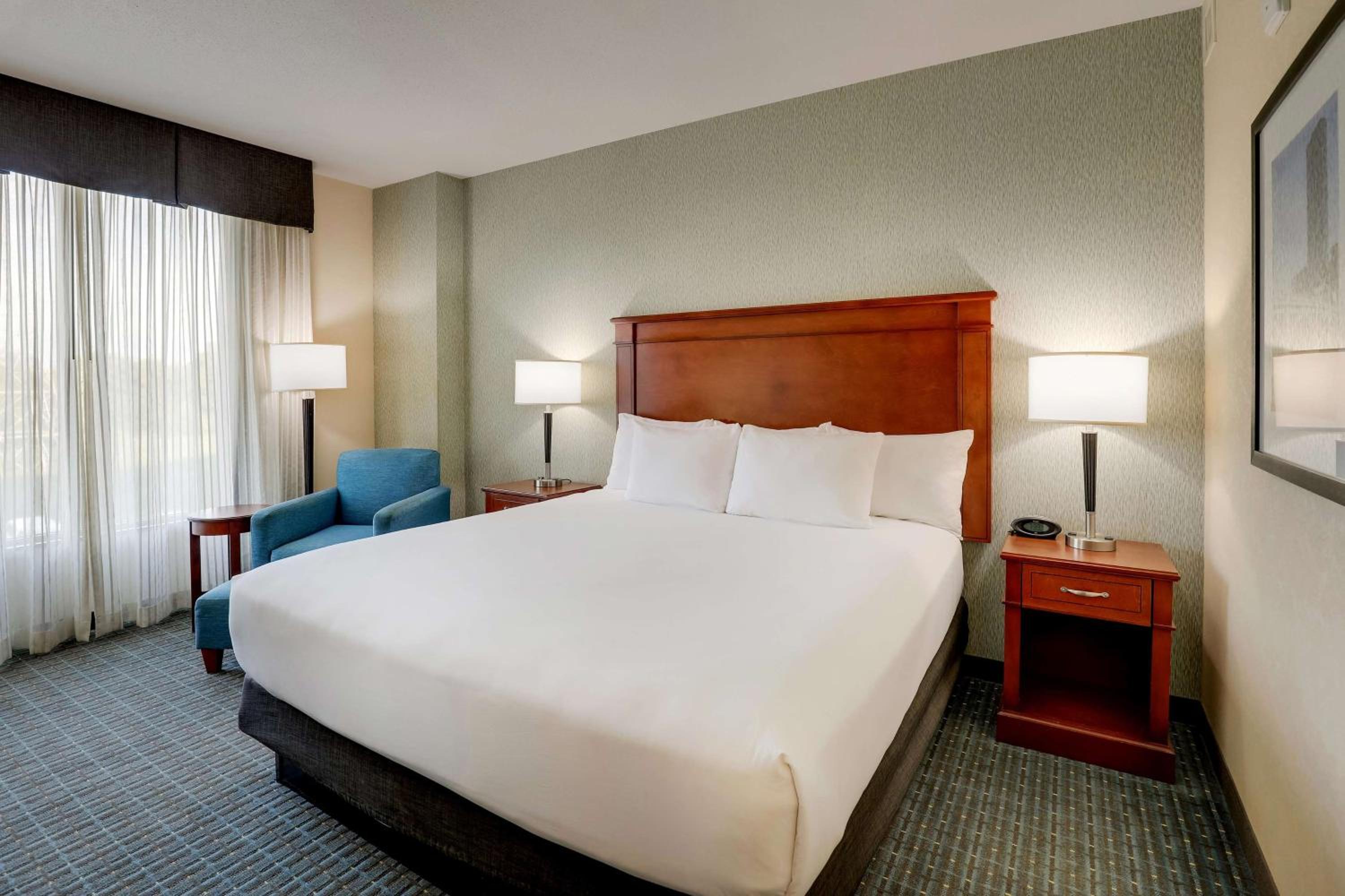 Superior King Room - Photo 3