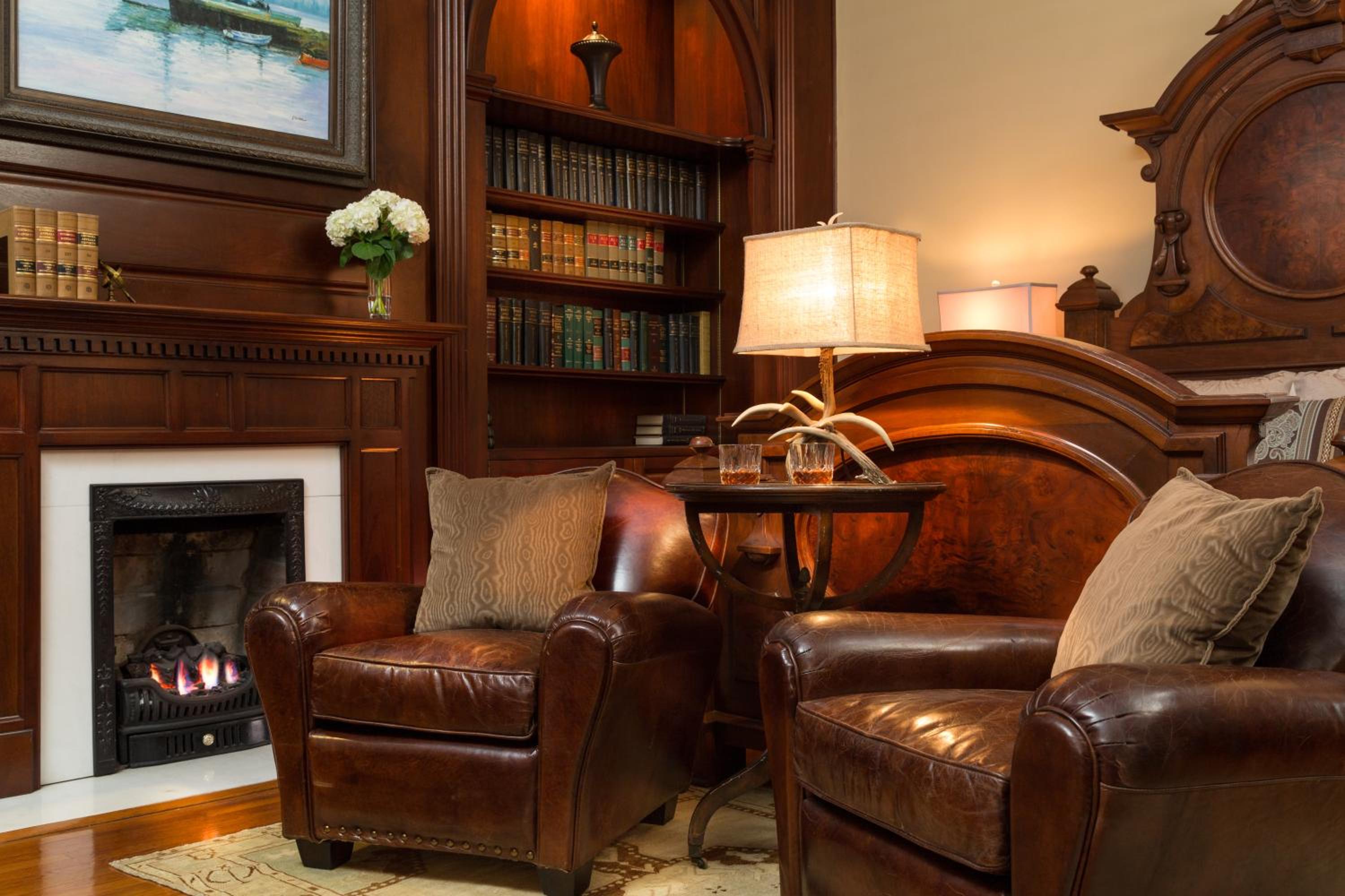 Queen Suite photo 2