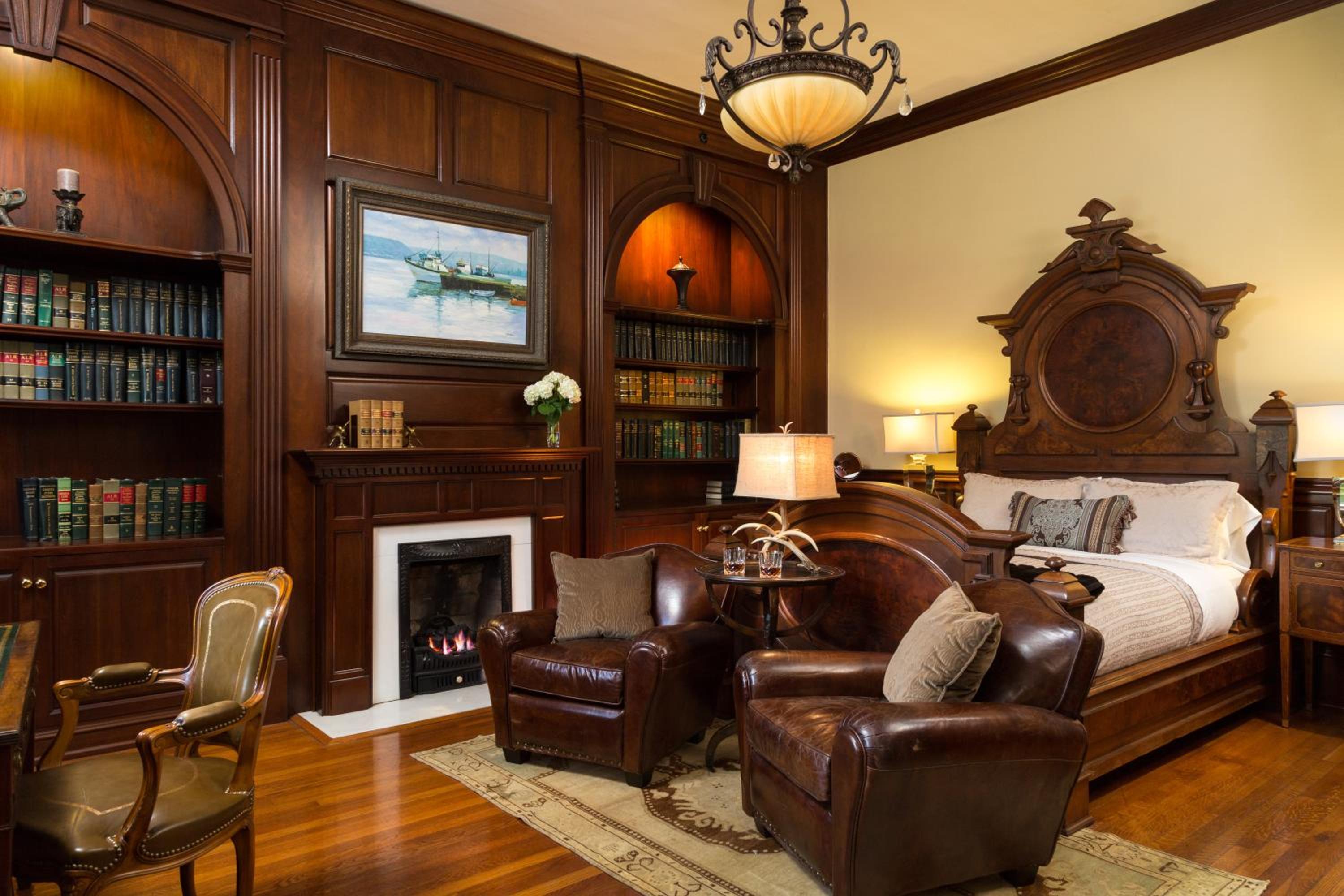 Queen Suite