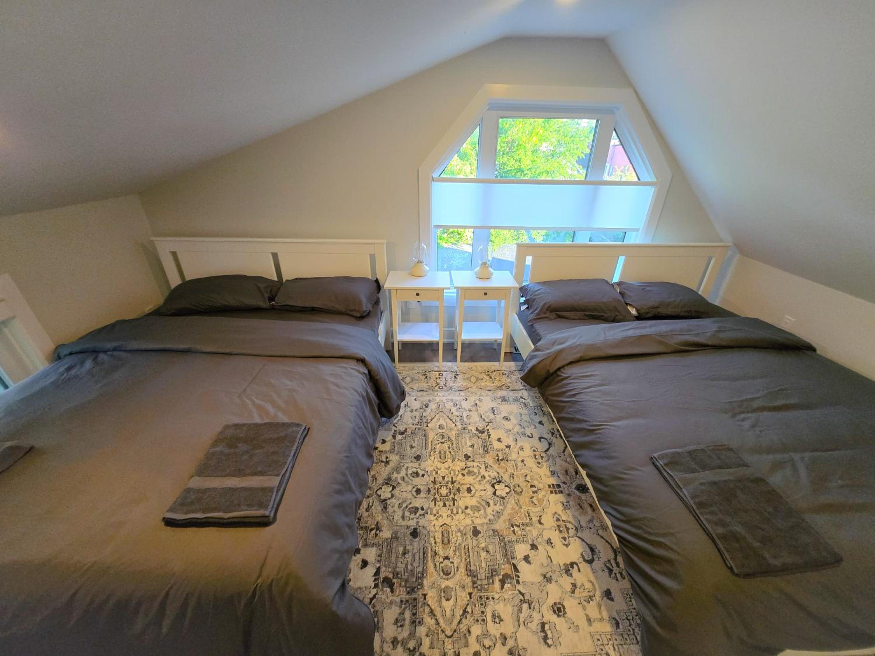 Deluxe Family Suite photo 1