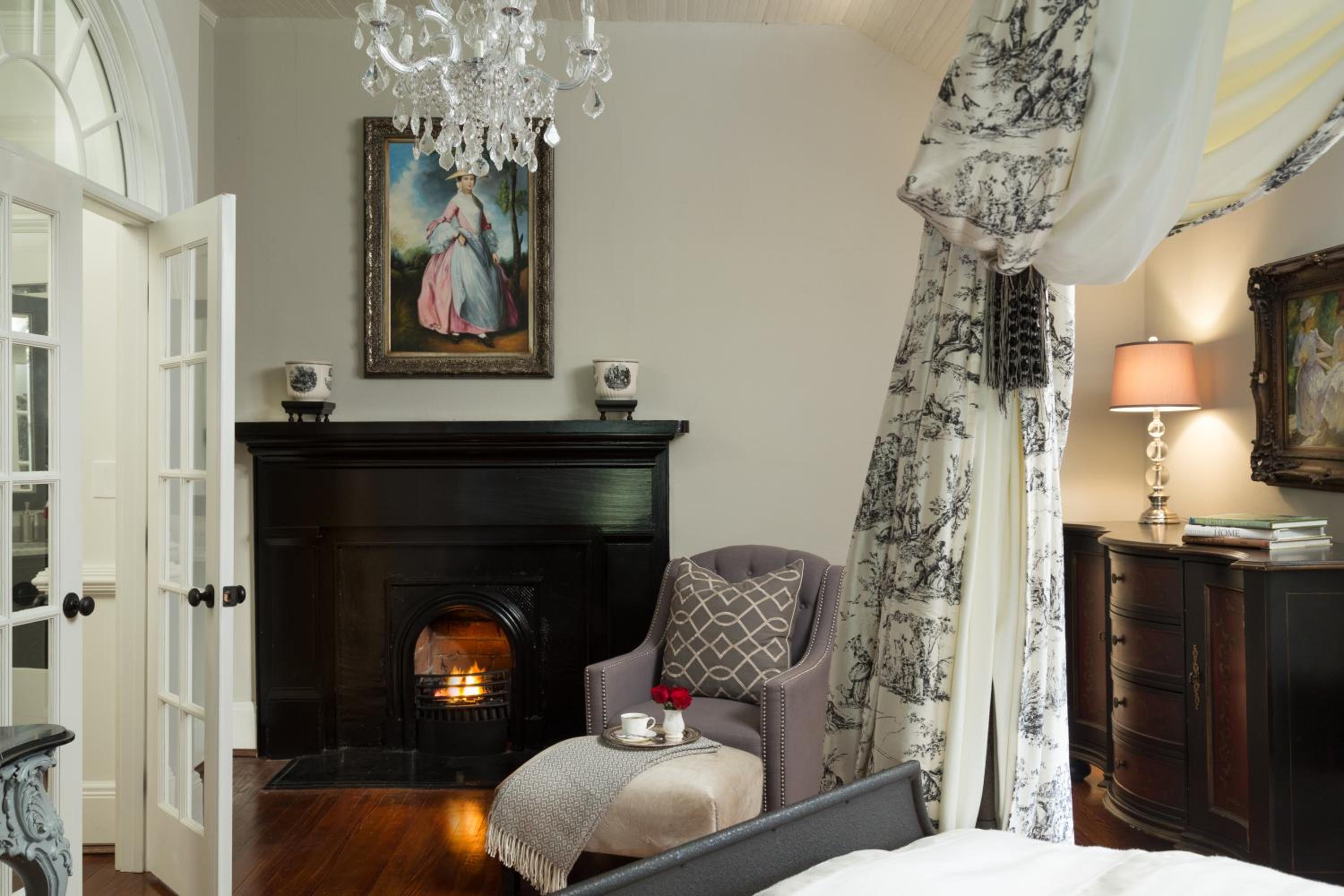 Suite with Spa Bath photo 3