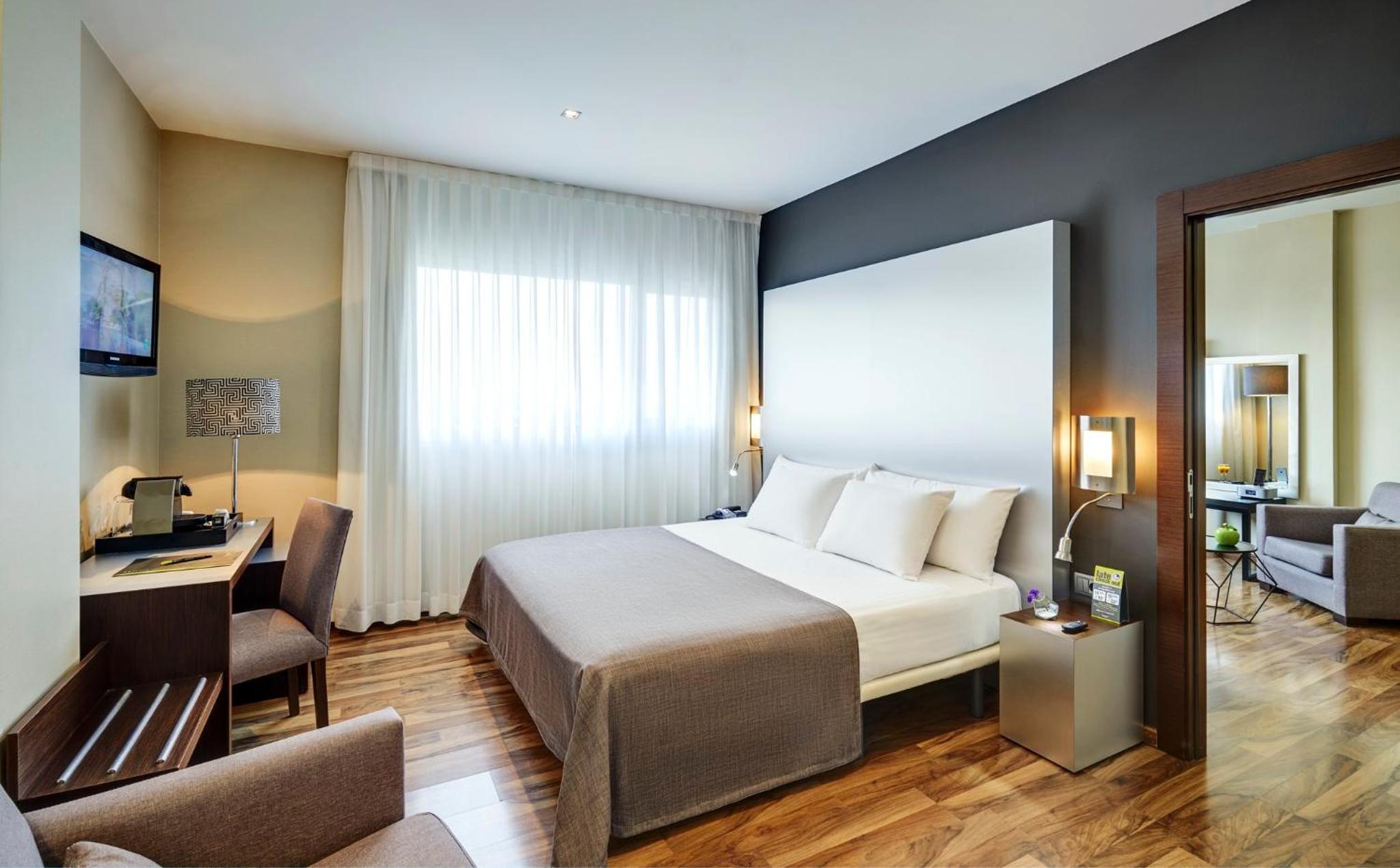 Junior Suite - Photo 7