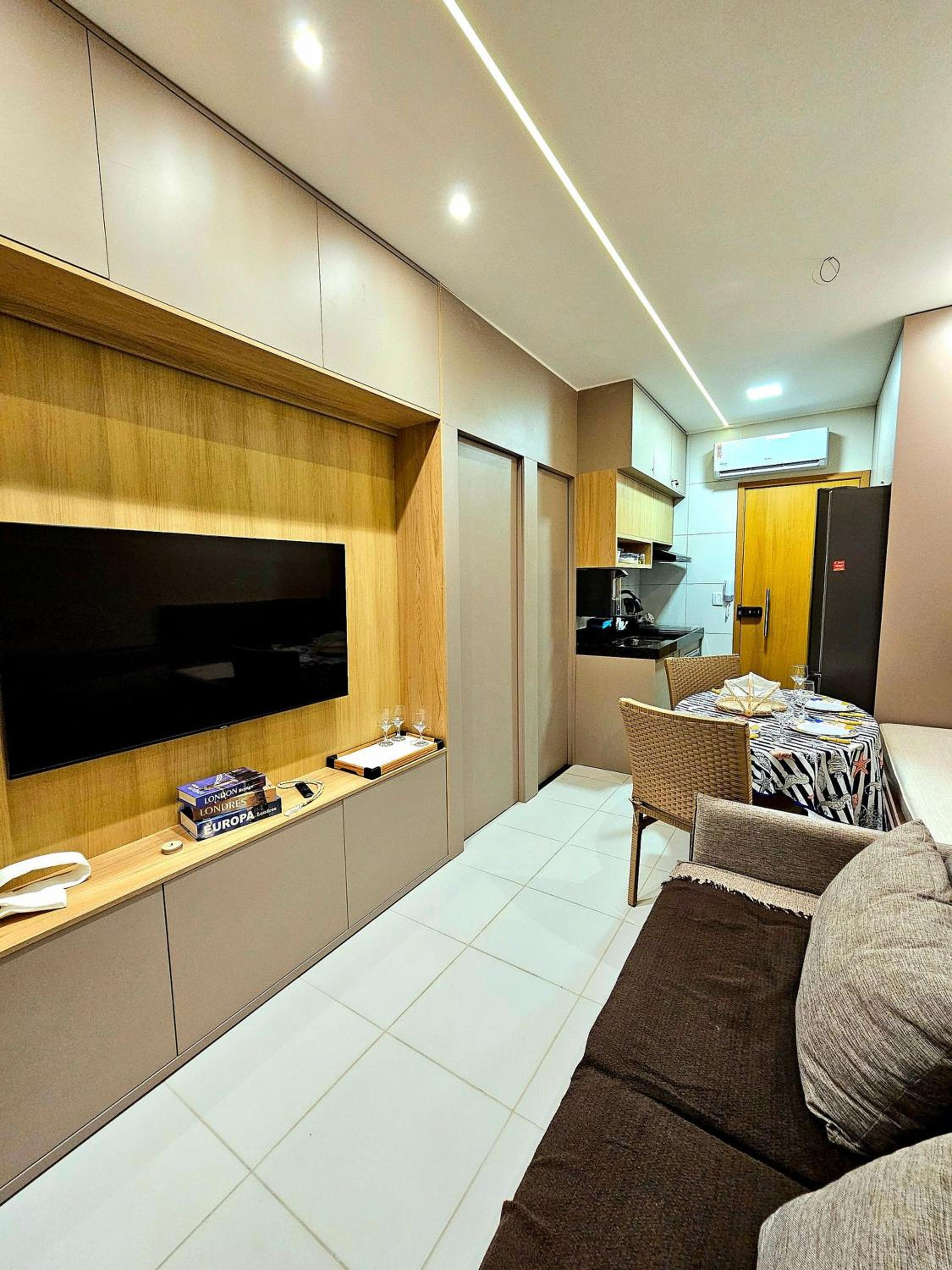 Apartment with Balcony photo 1