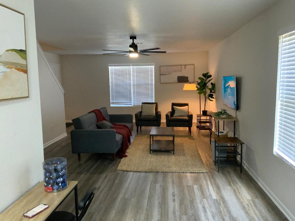 Two-Bedroom Apartment photo 1
