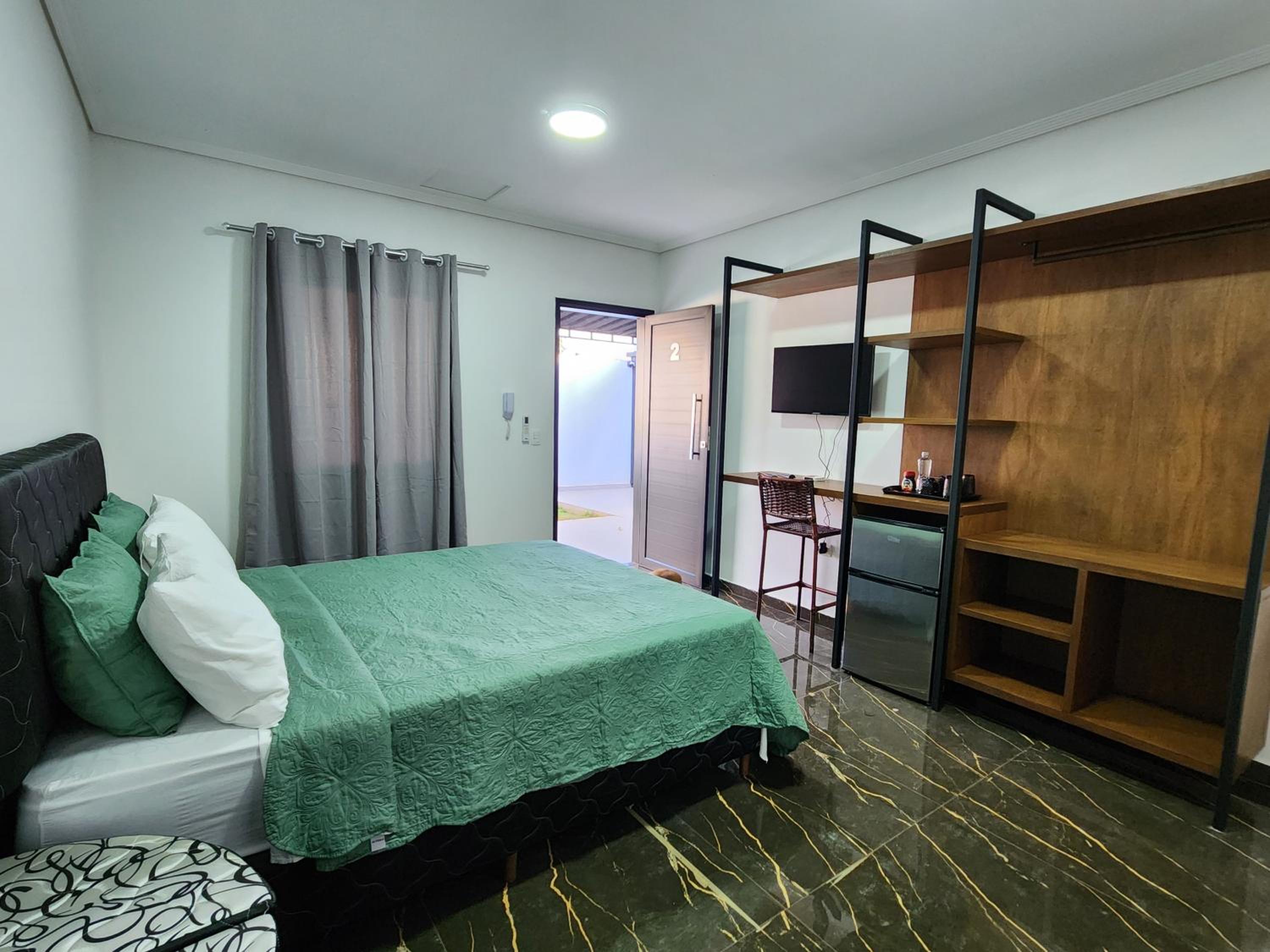 Deluxe Family Room photo 2