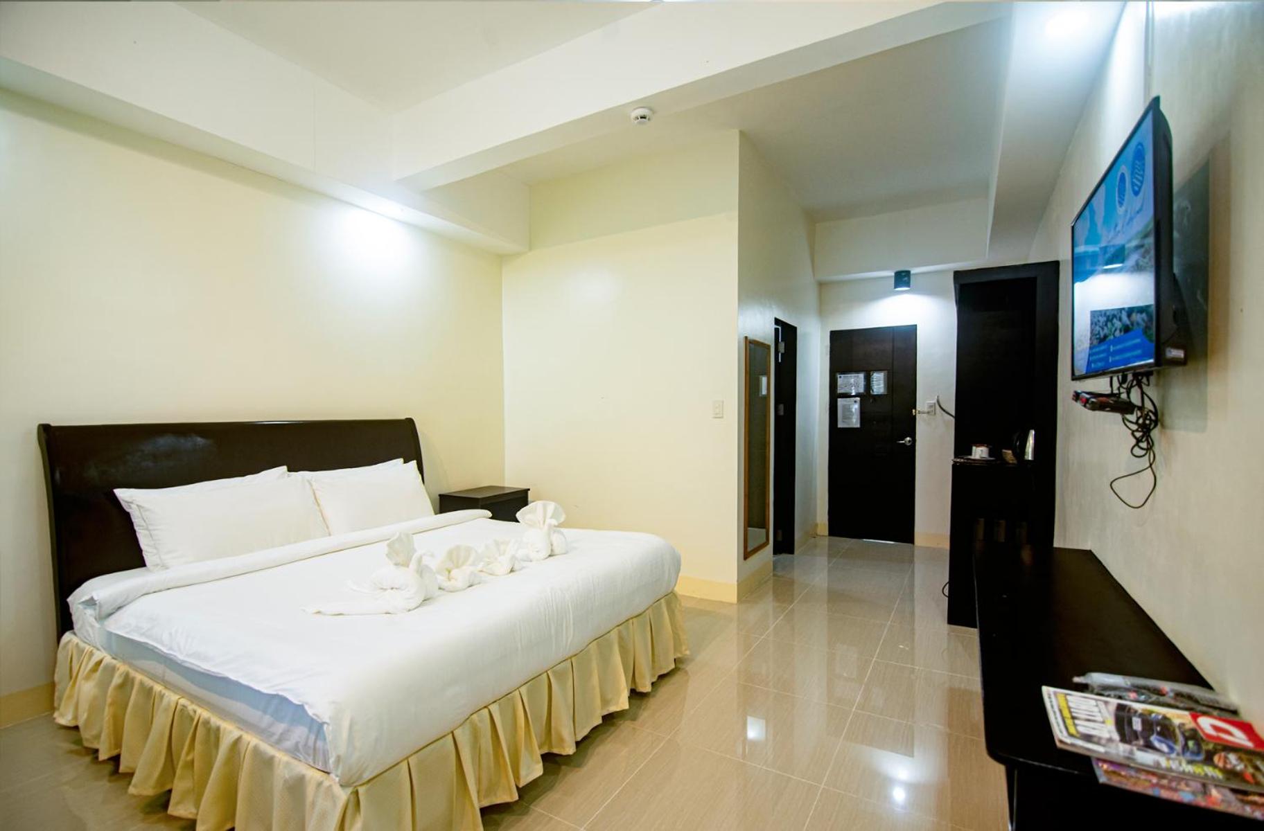 Deluxe King Room