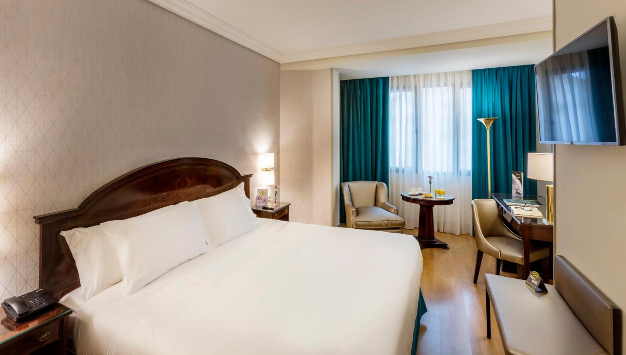Double Room - Photo 4