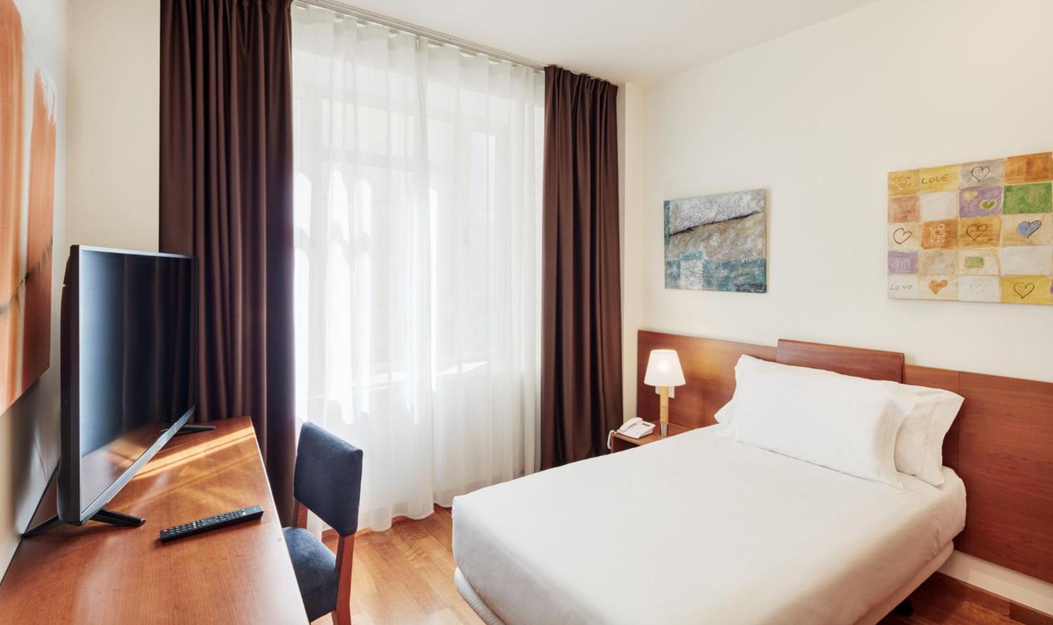 Single Room - Photo 2