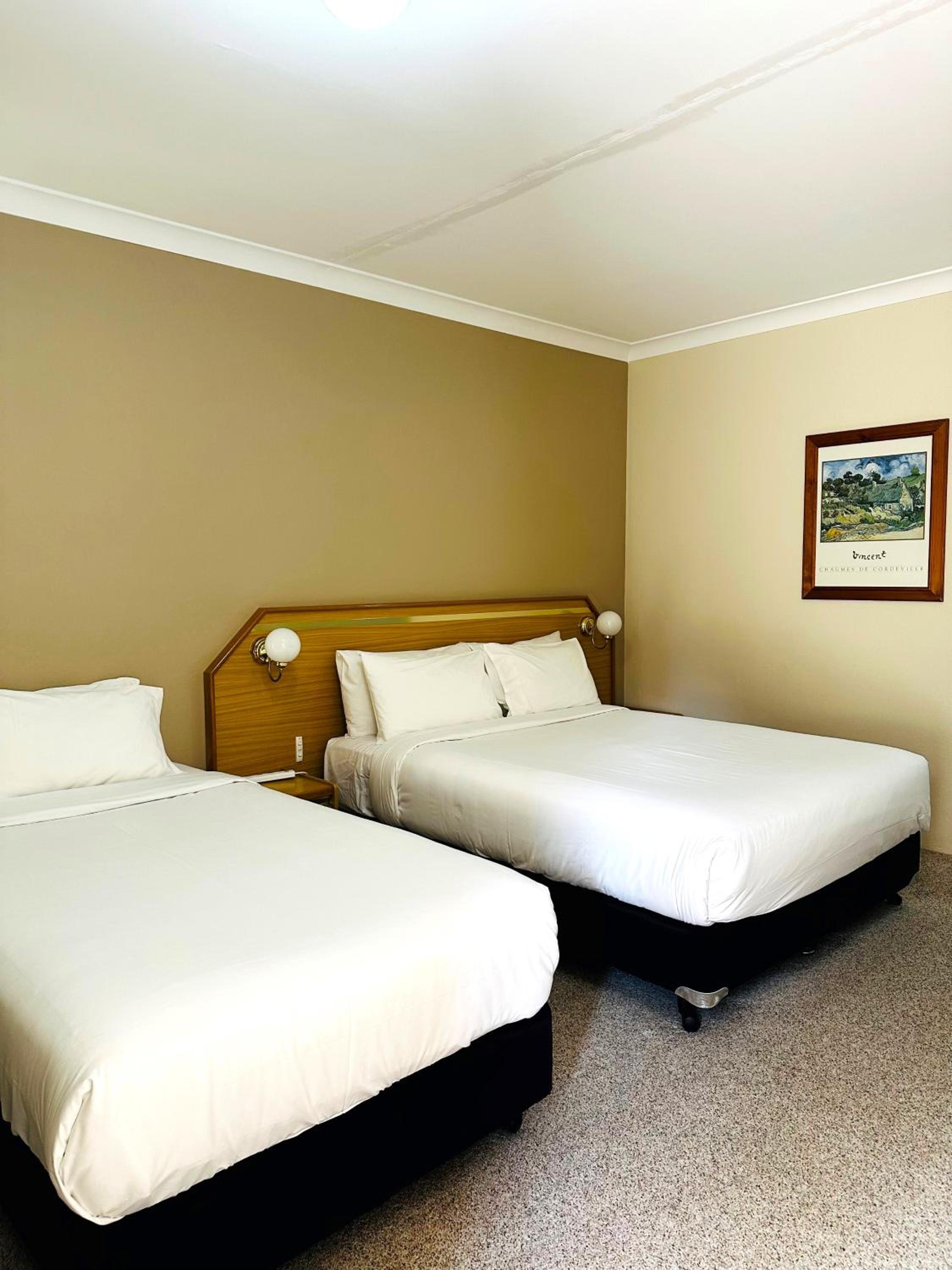 Executive Twin Room - Upstairs photo 2