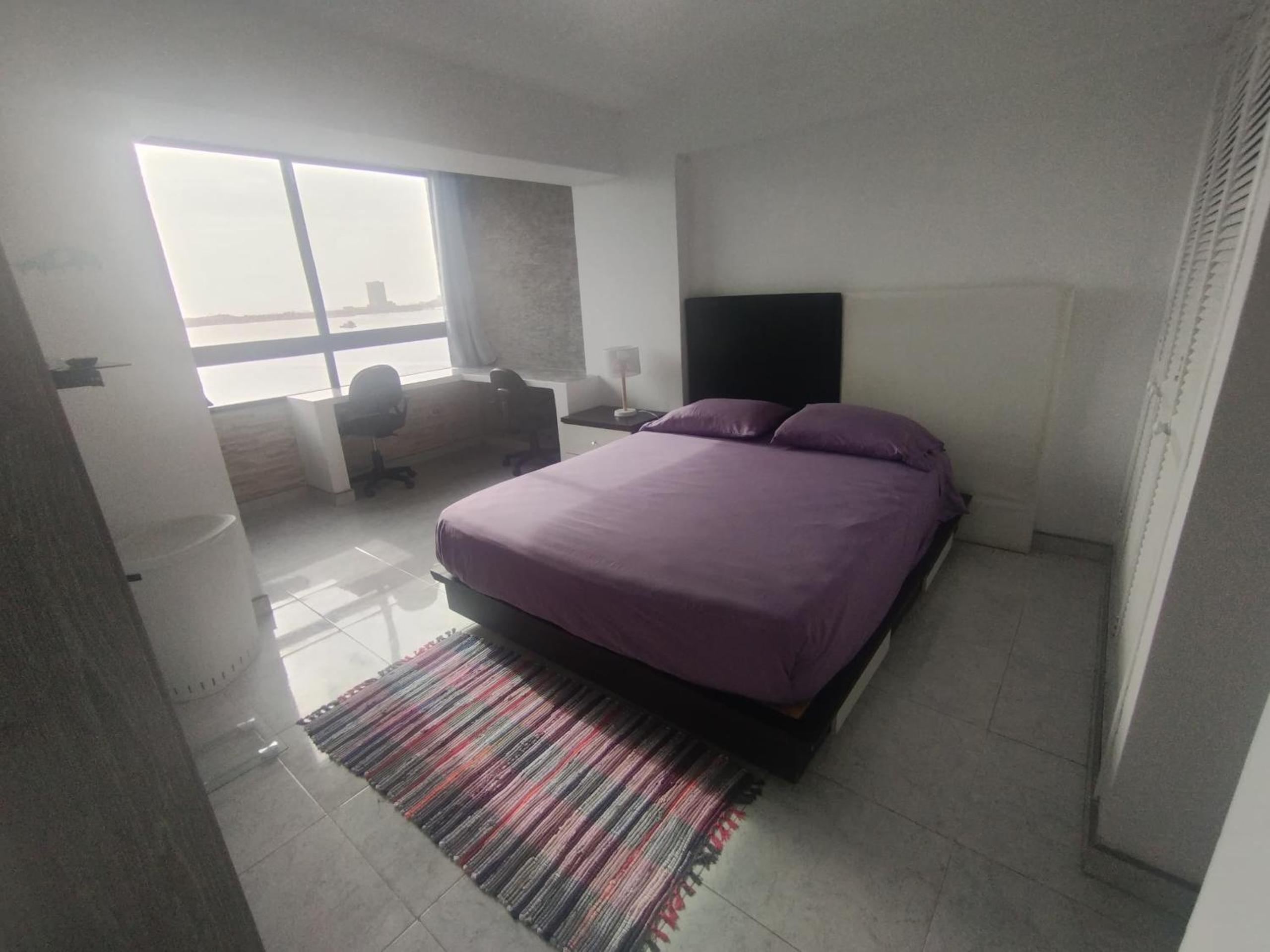 Two-Bedroom Apartment with Balcony and Sea View photo 3