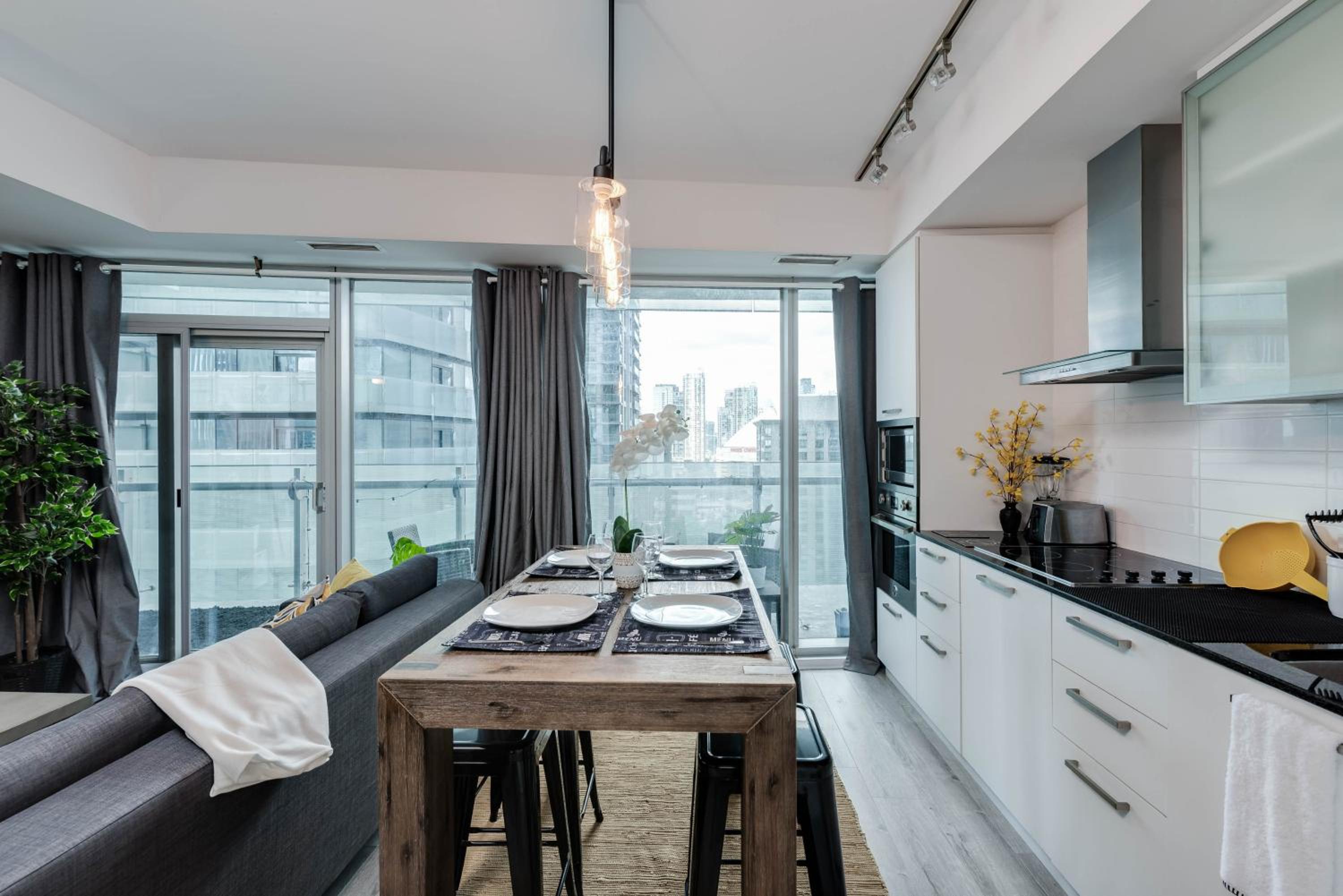 Two-Bedroom Apartment with Balcony thumbnail 5