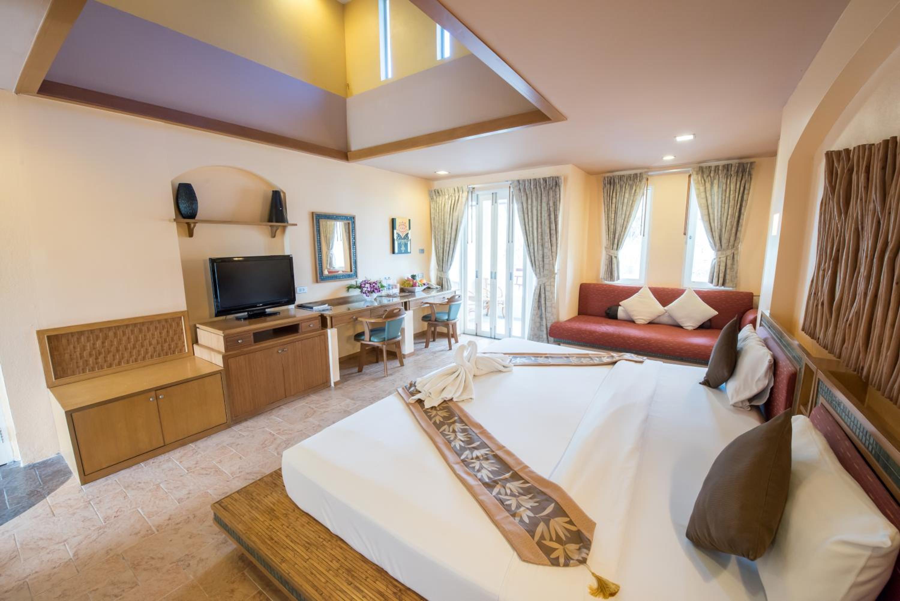 Deluxe Double or Twin Room - Photo 3