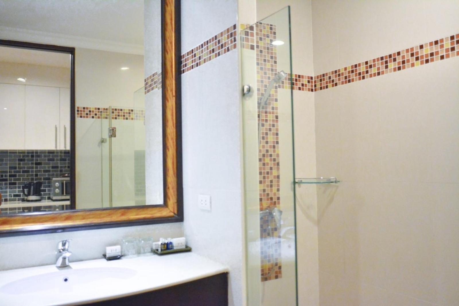 Superior Double Room - Photo 8