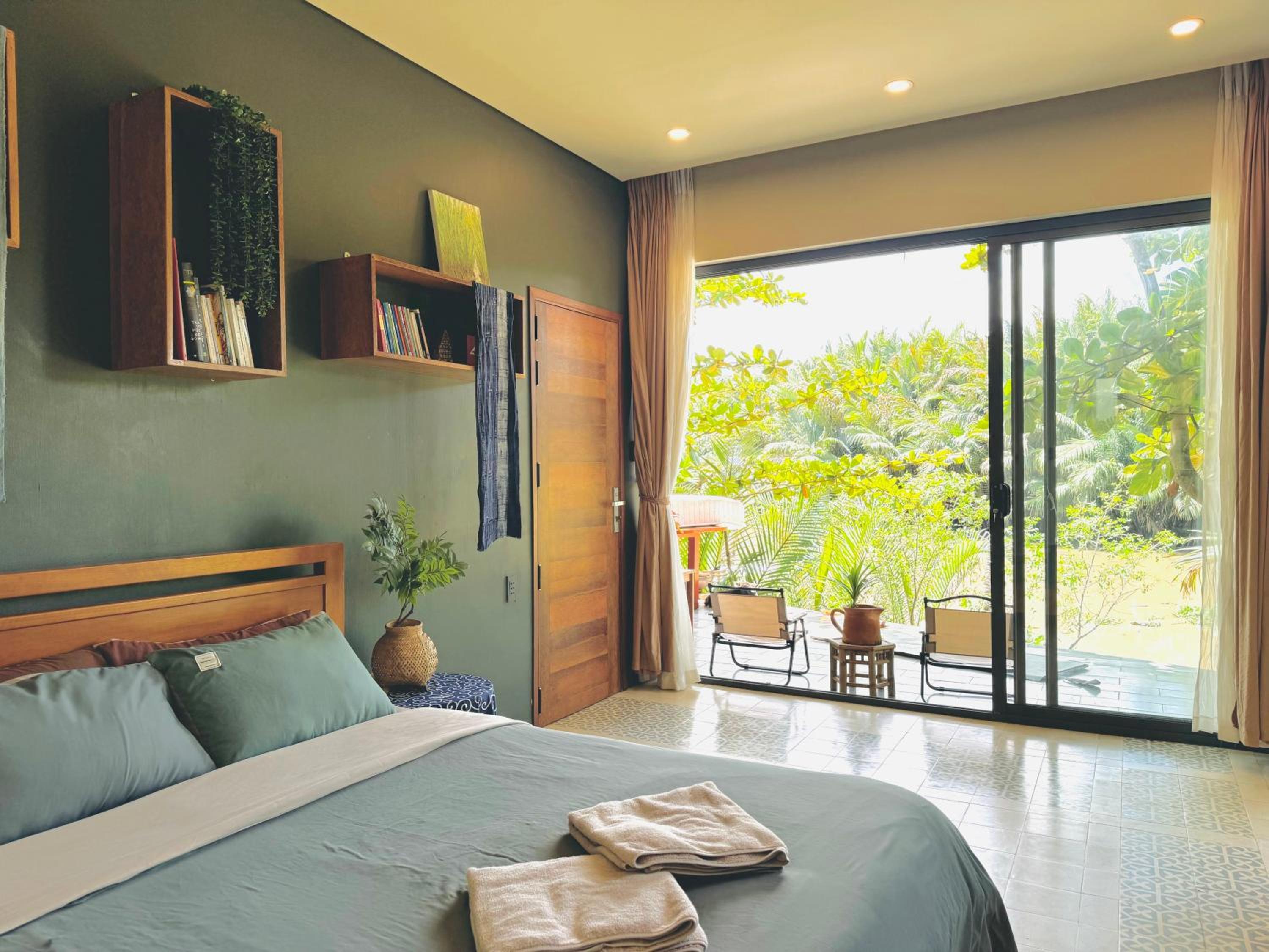 Deluxe Double Room with Bath photo 1