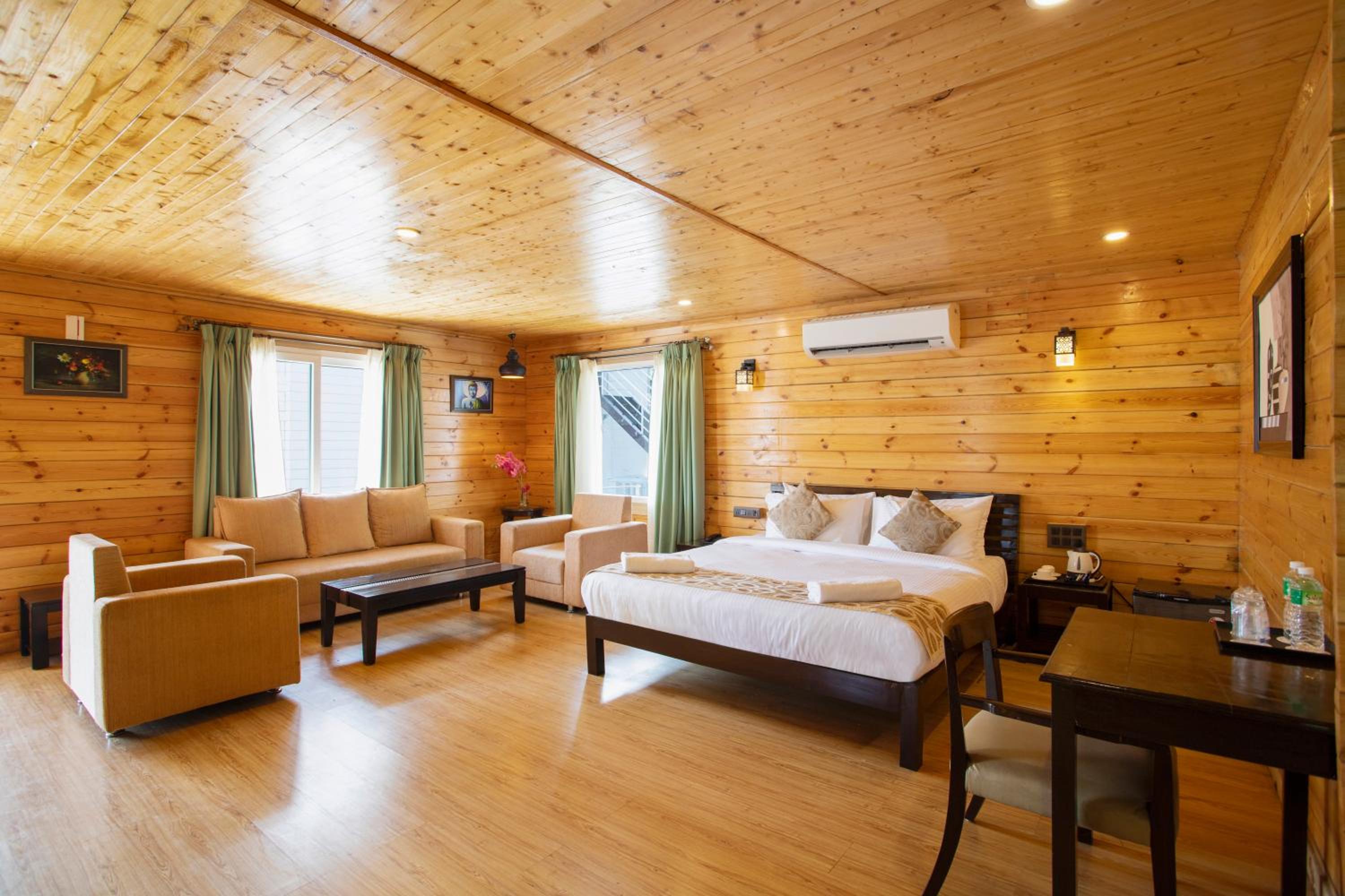 Family Cottage - 15% Discount on Food & Non-Alcoholic Beverages