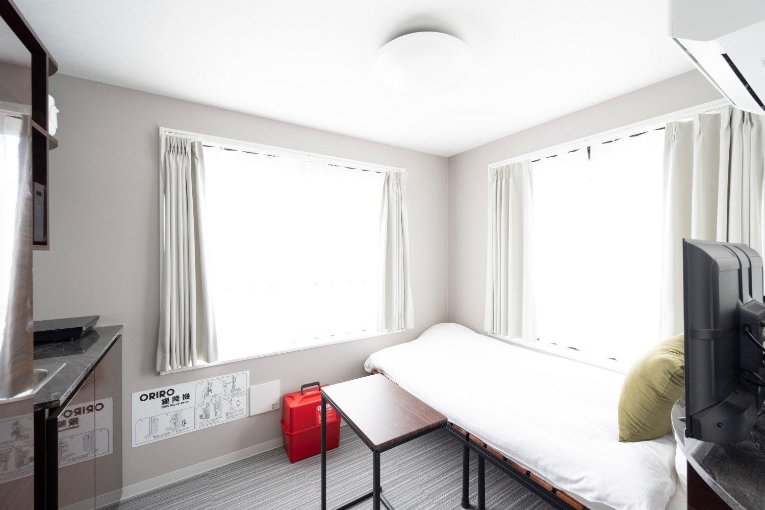 One-Bedroom Apartment photo 2