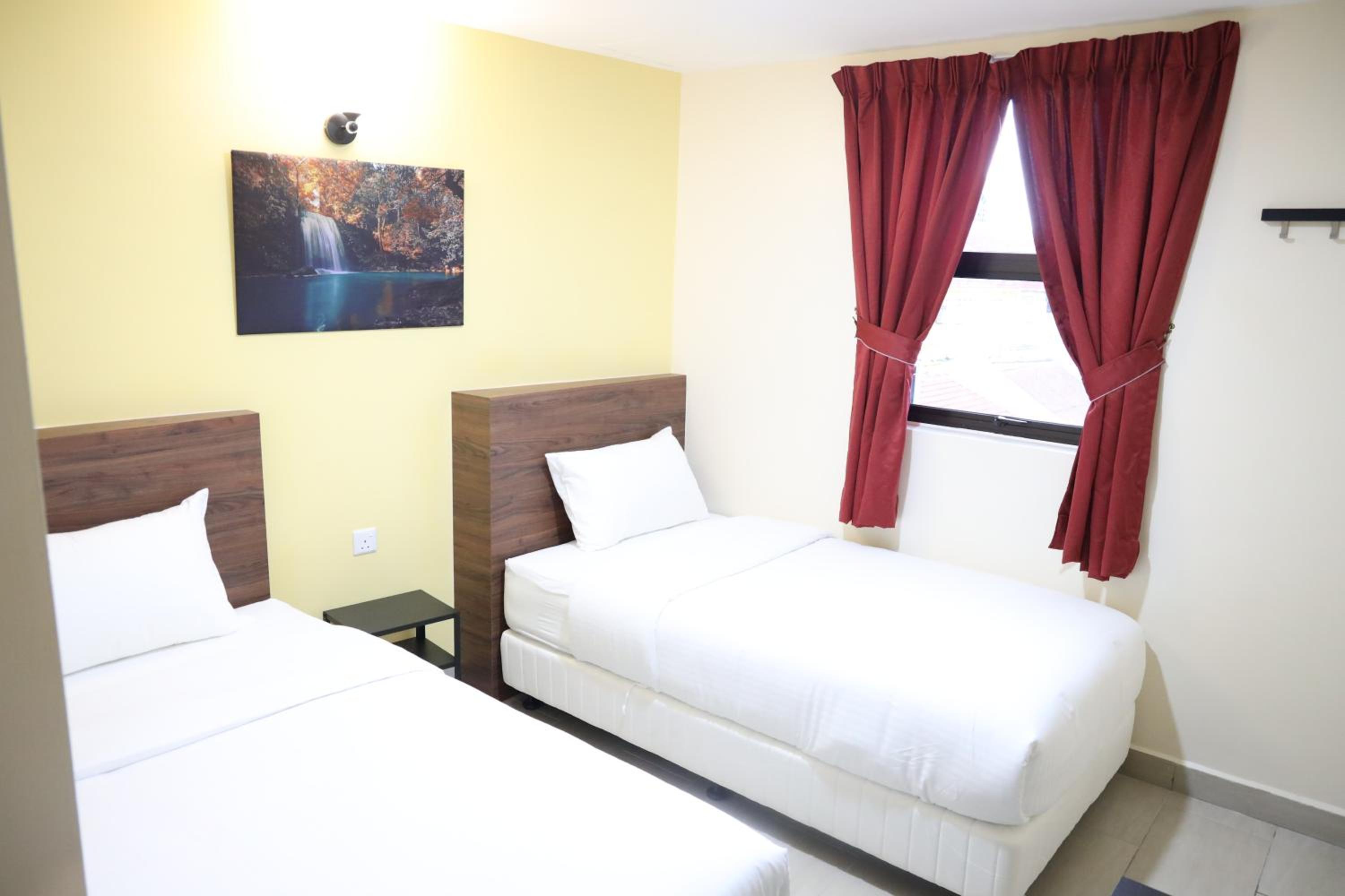 Deluxe Twin Room - Photo 4