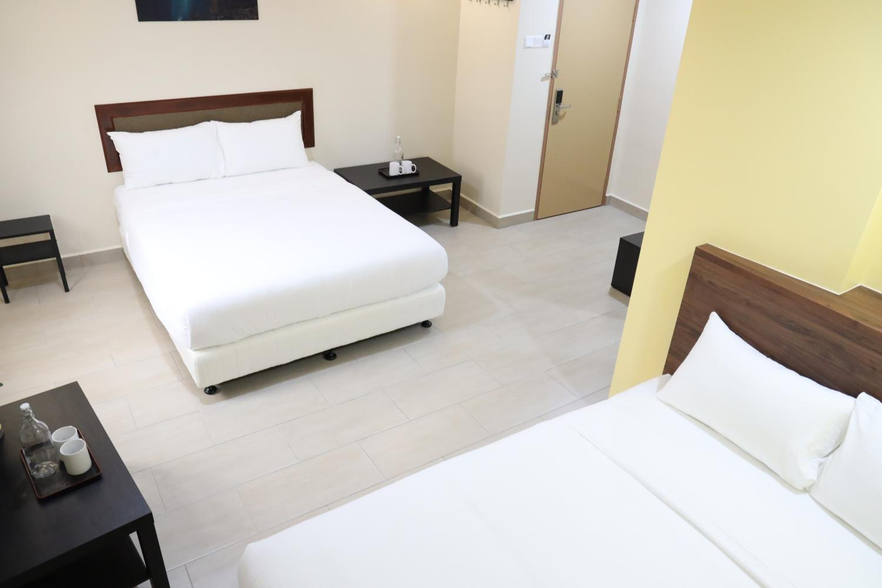 Family Suite - Photo 6