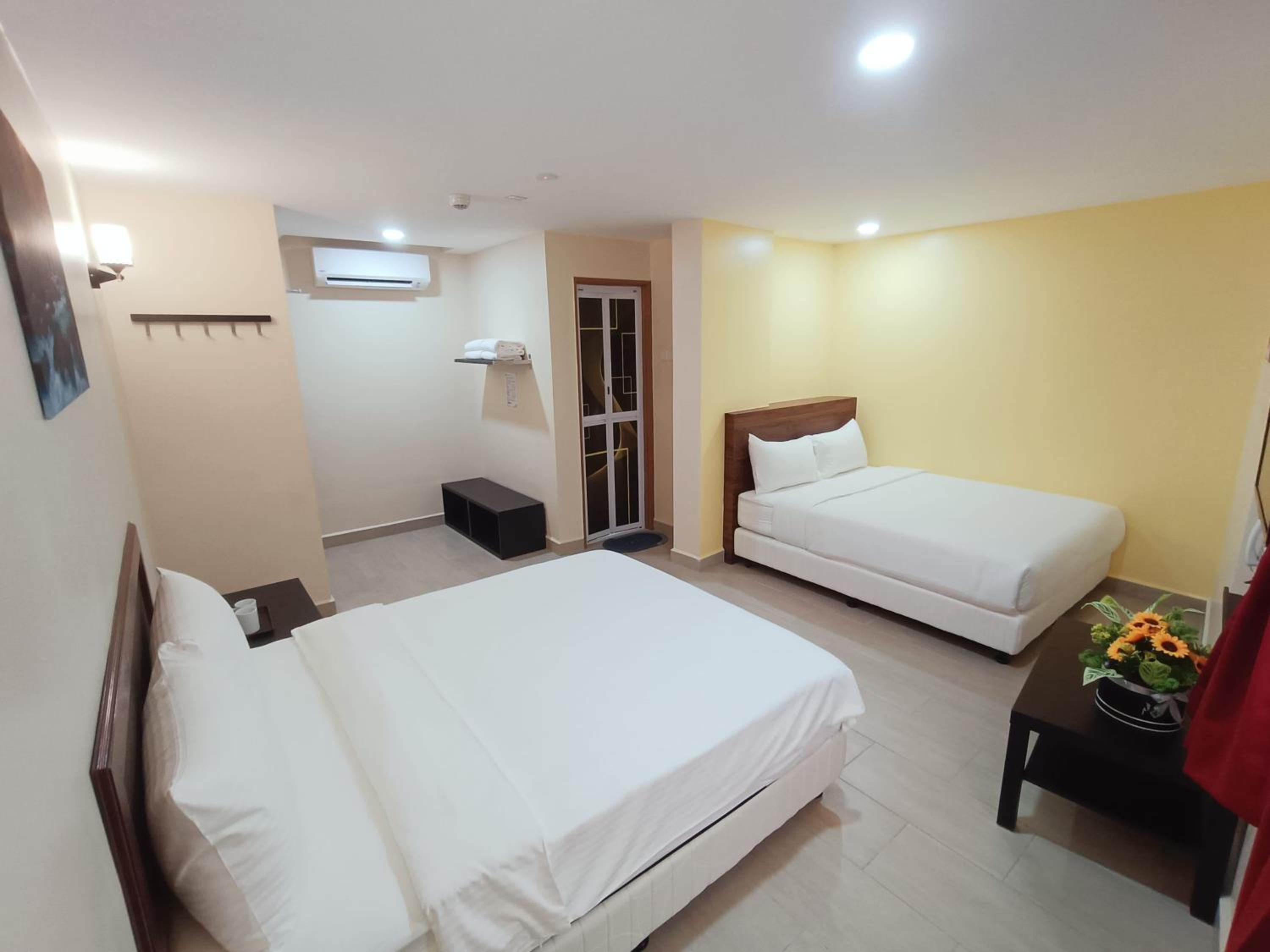 Family Suite - Photo 7