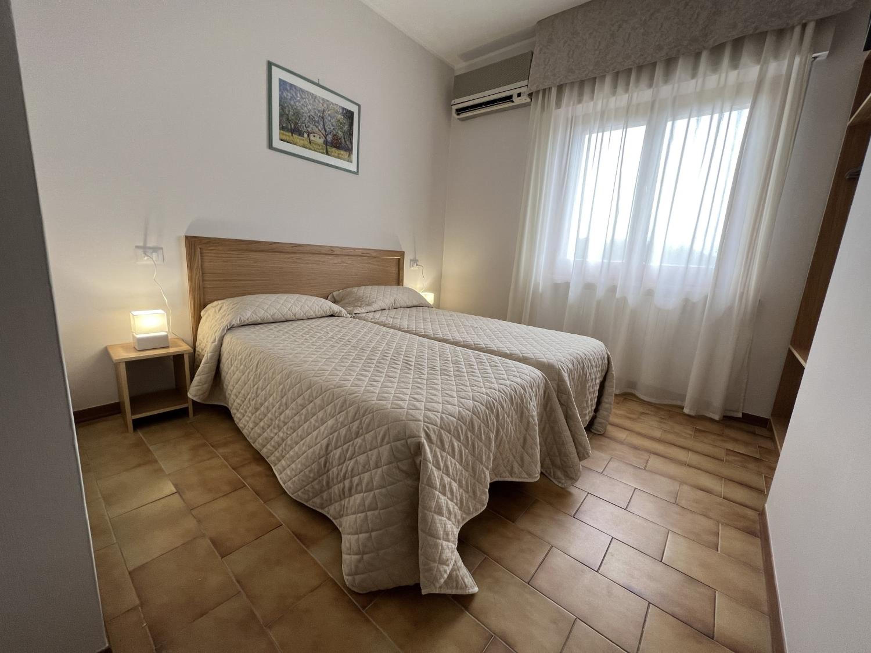 Standard King Room