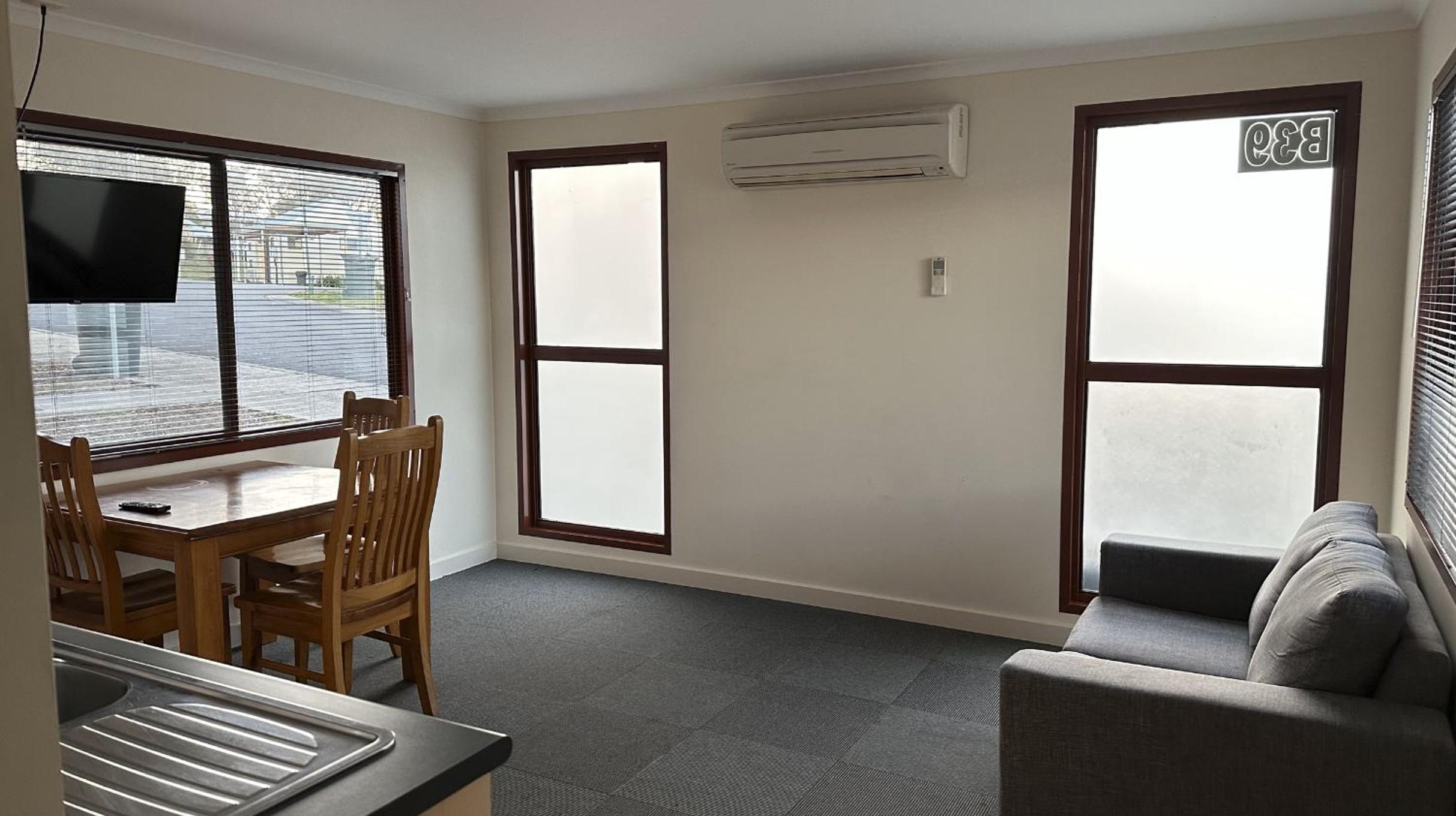 One-Bedroom Villa - Photo 1