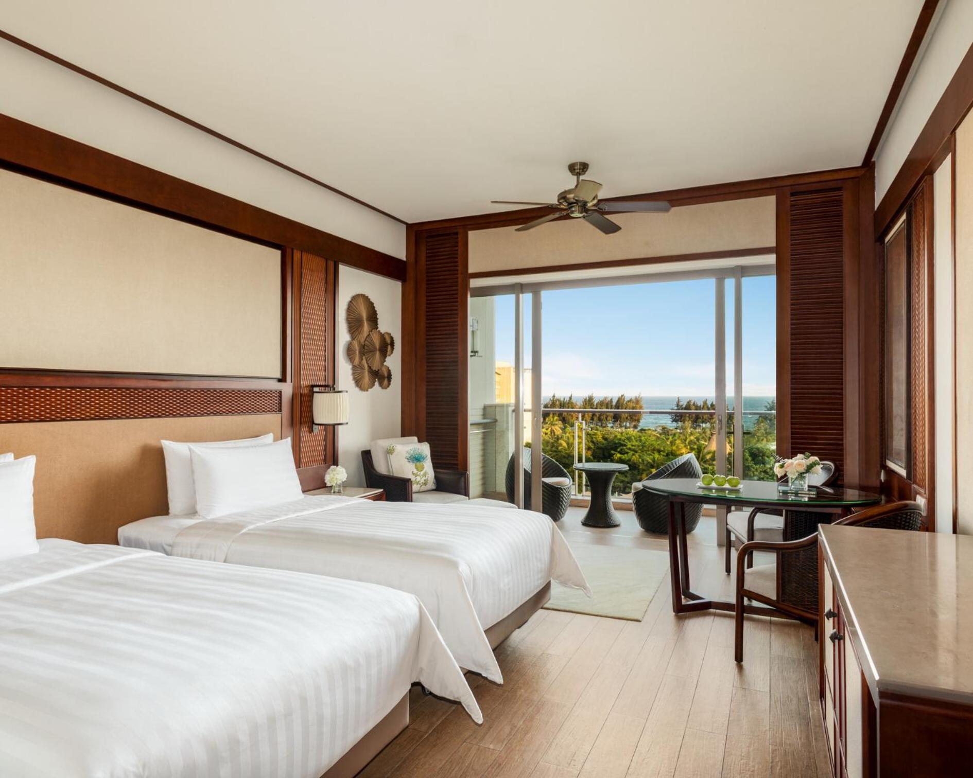 Premier Sea View Twin photo 2