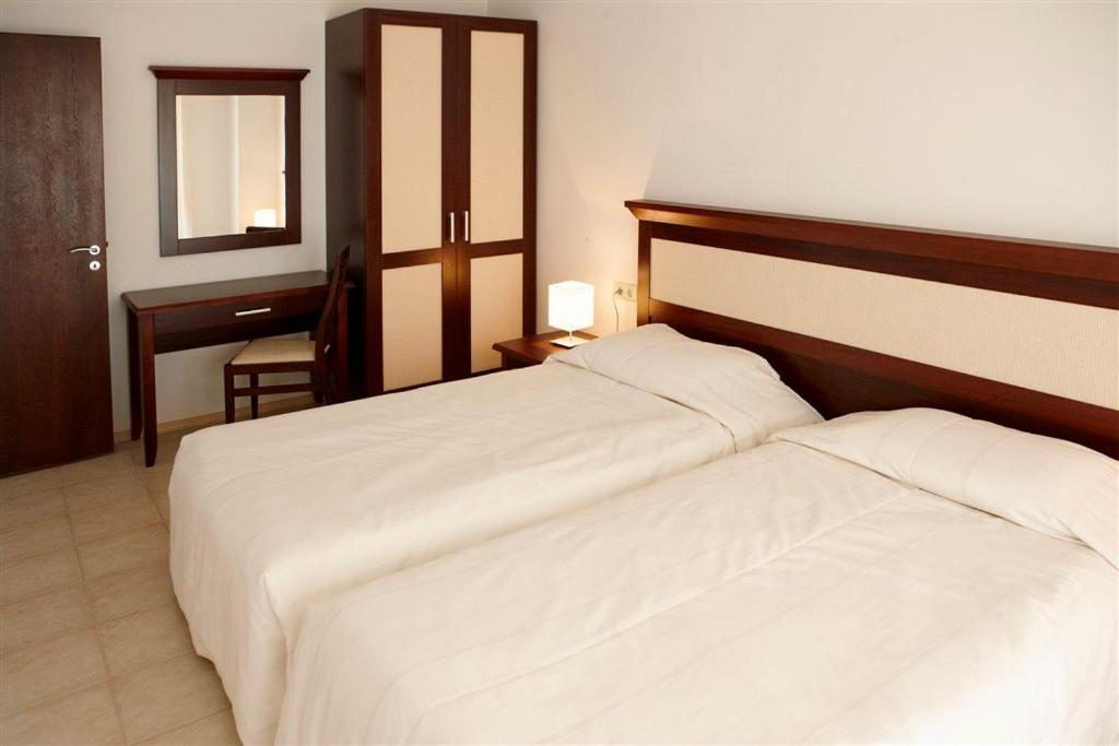 2-Bedroom Apartment Lux
