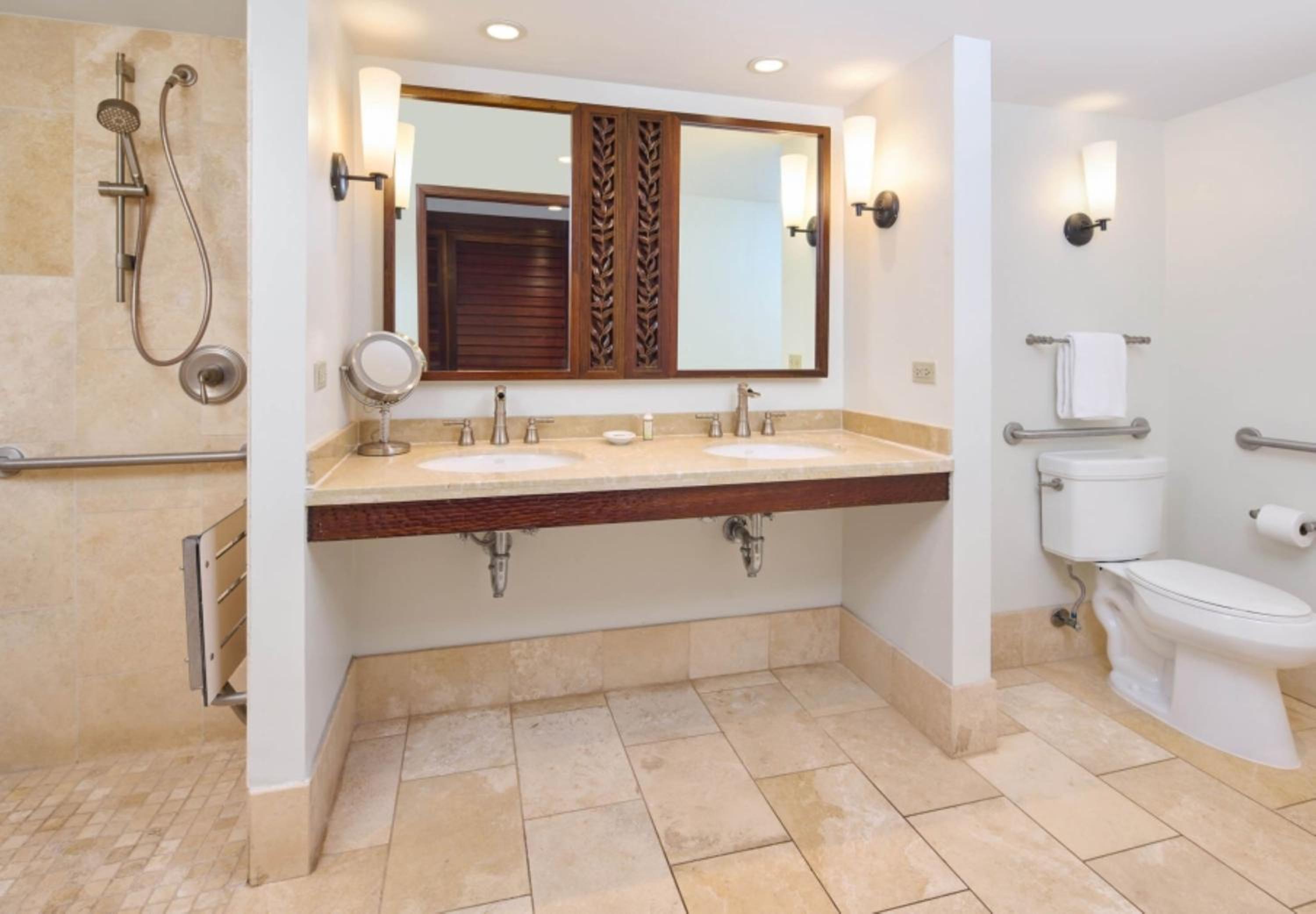 Ocean Front One-Bedroom Suite ADA