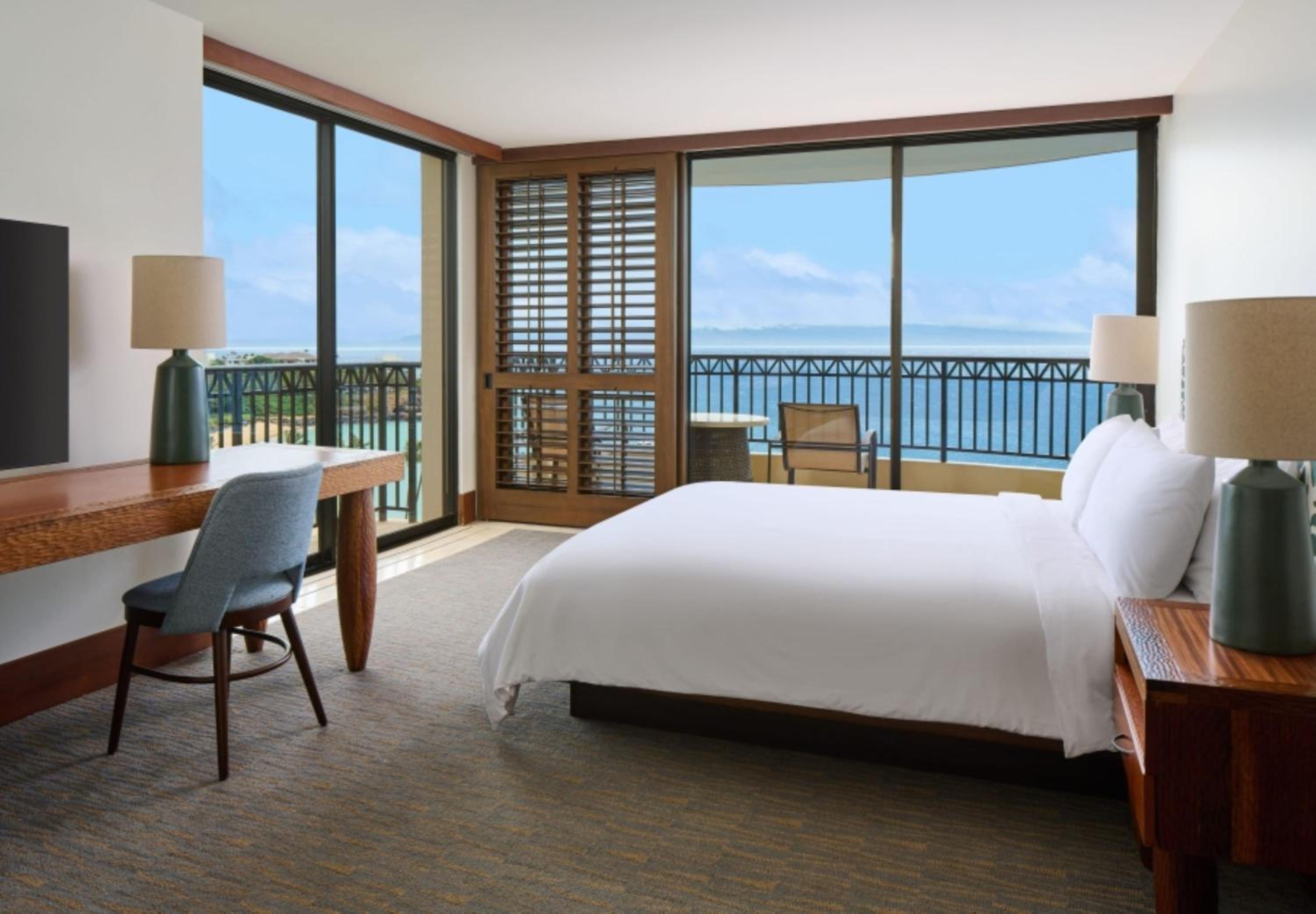 Premier Ocean Front One-Bedroom Suite ADA